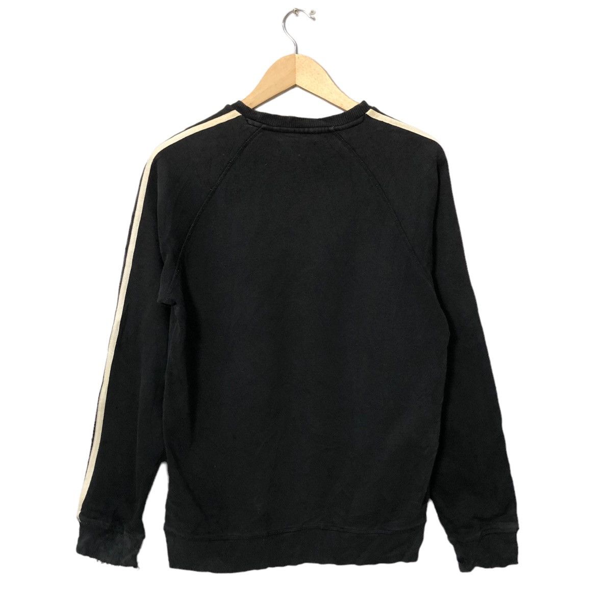 Adidas Vintage Adidas Trefoil Crewneck Big Logo Faded Sweatshirt Size US S / EU 44-46 / 1 - 5 Thumbnail