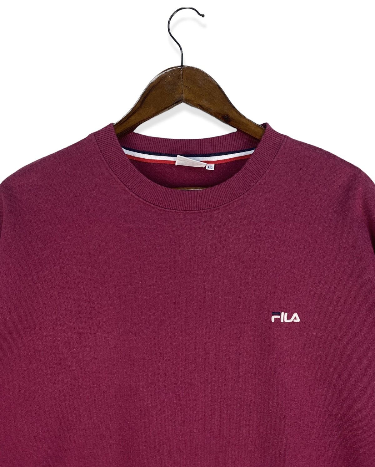 Fila Vintage Fila Small Logo Sweatshirt Size US L / EU 52-54 / 3 - 2 Thumbnail