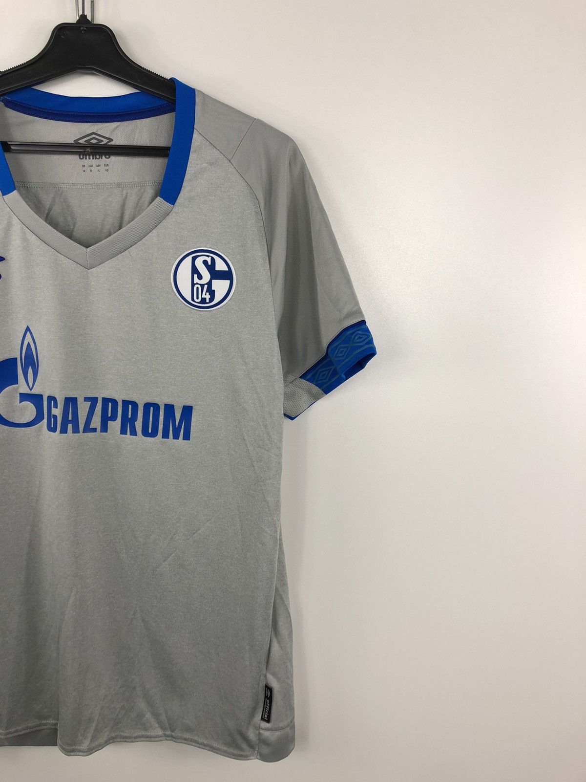 Umbro Umbro Schalke 04 Jersey 2018-2019 Away Grey Size XS Size US XS / EU 42 / 0 - 6 Thumbnail