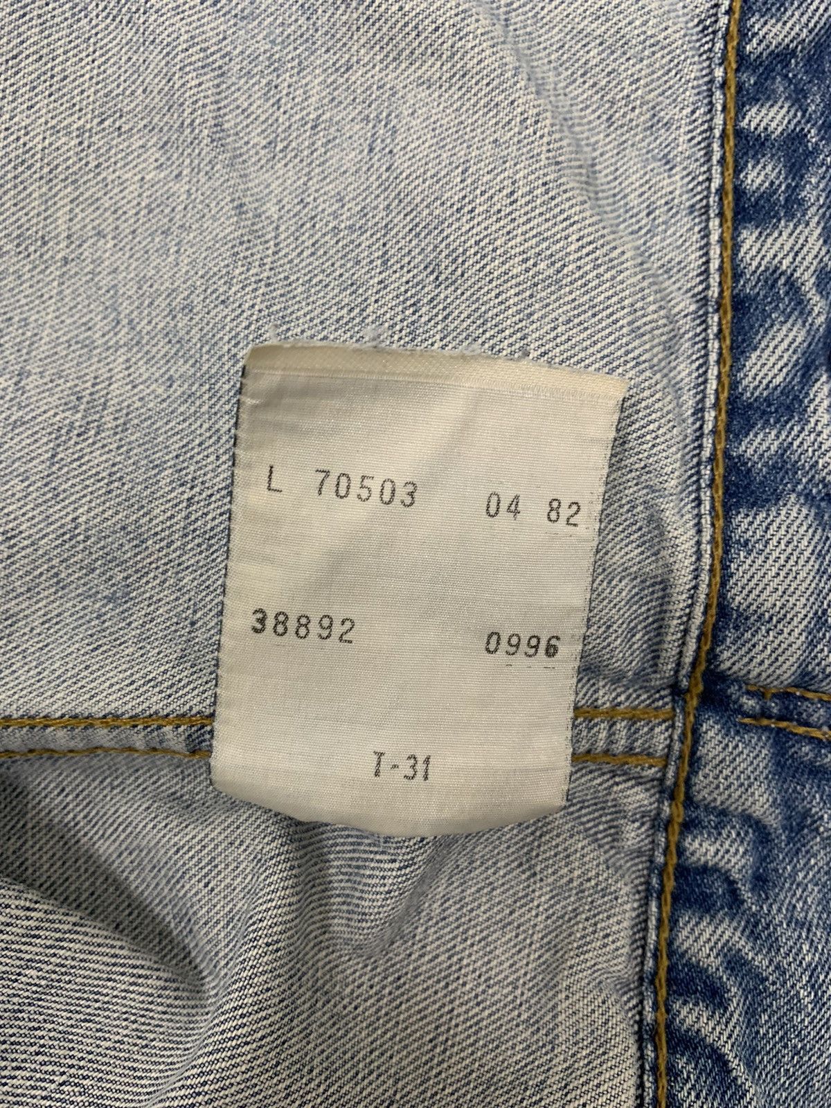Levi's Vintage Levi’s Denim Jacket Size US M / EU 48-50 / 2 - 19 Thumbnail