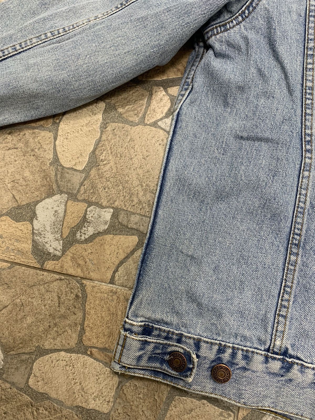 Levi's Vintage Levi’s Denim Jacket Size US M / EU 48-50 / 2 - 23 Thumbnail