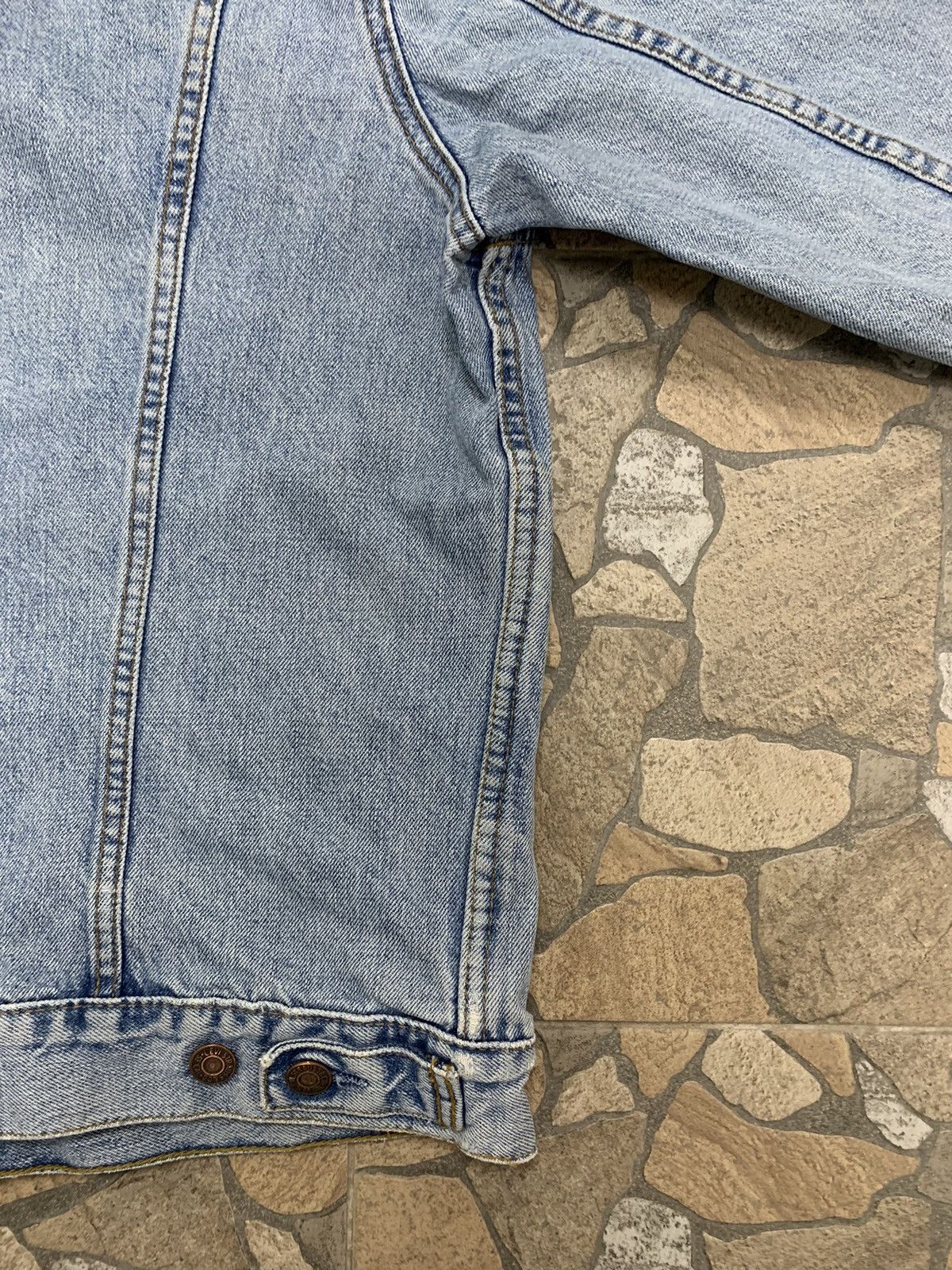 Levi's Vintage Levi’s Denim Jacket Size US M / EU 48-50 / 2 - 24 Thumbnail