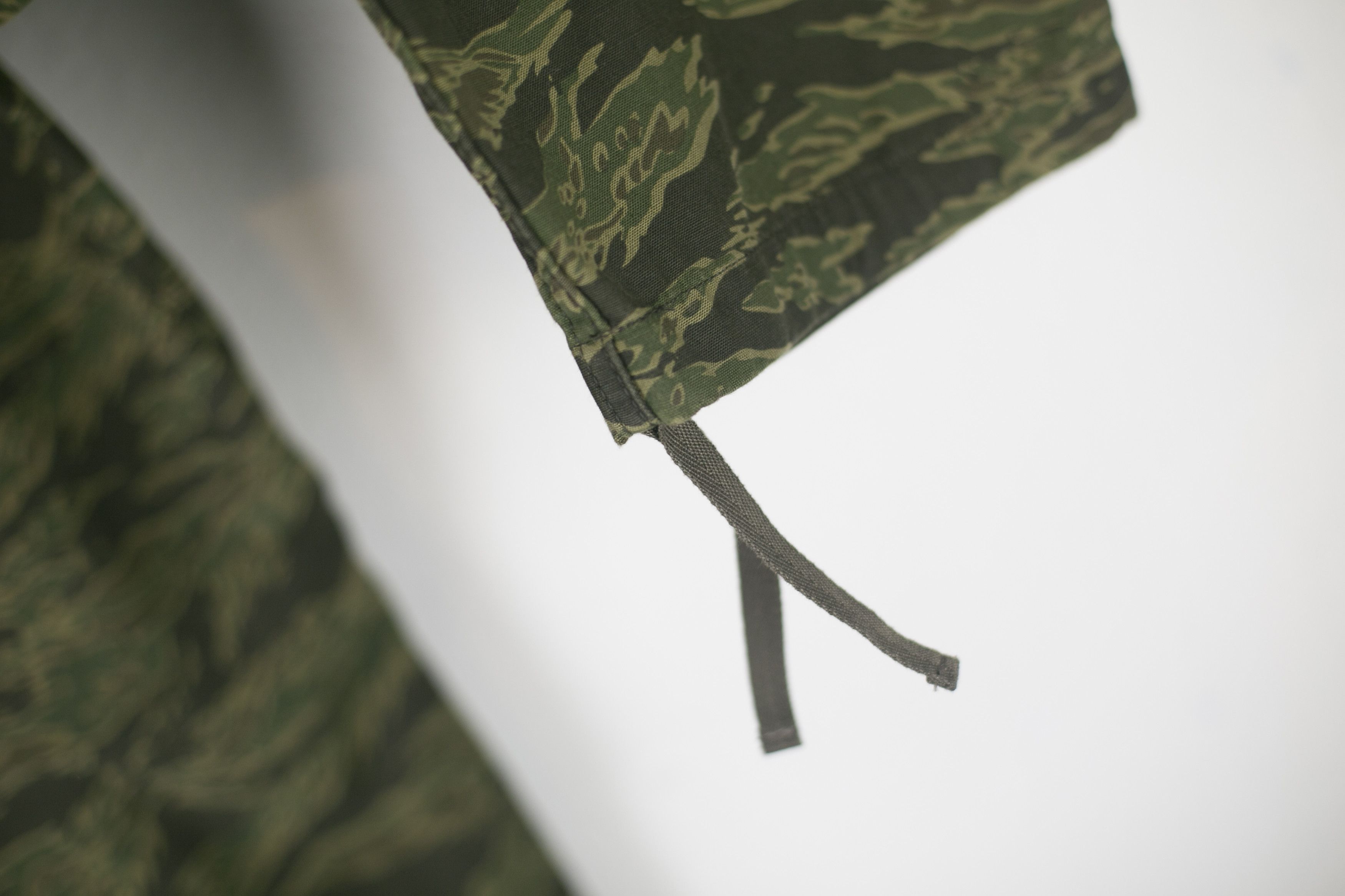 Carhartt Wip NWT Carhartt WIP Camper Pant Camo Tiger Size M Size US 32 / EU 48 - 6 Thumbnail