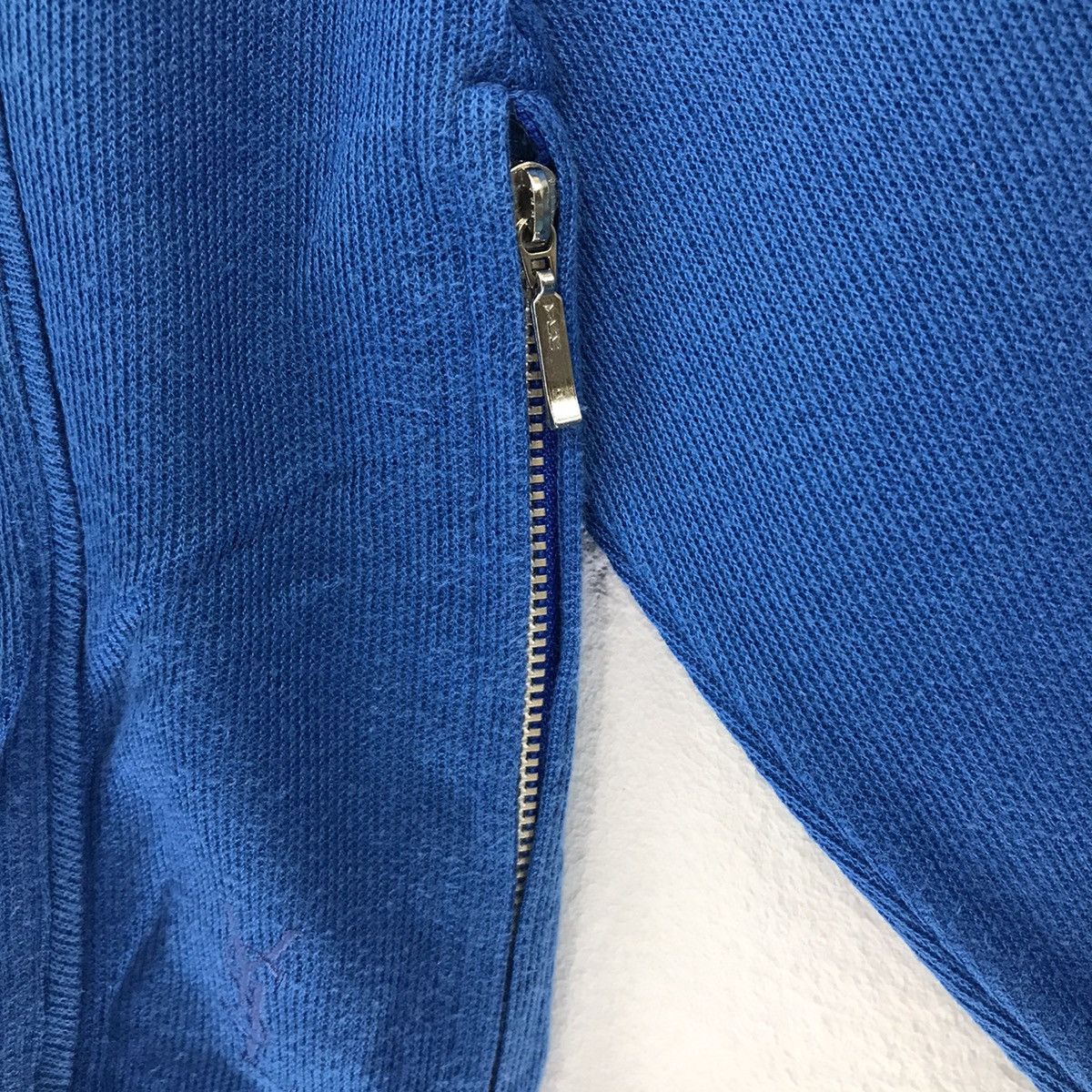 Yves Saint Laurent Vintage Yves Saint Laurent Small Logo Sweatshirt Size M / US 6-8 / IT 42-44 - 7 Thumbnail
