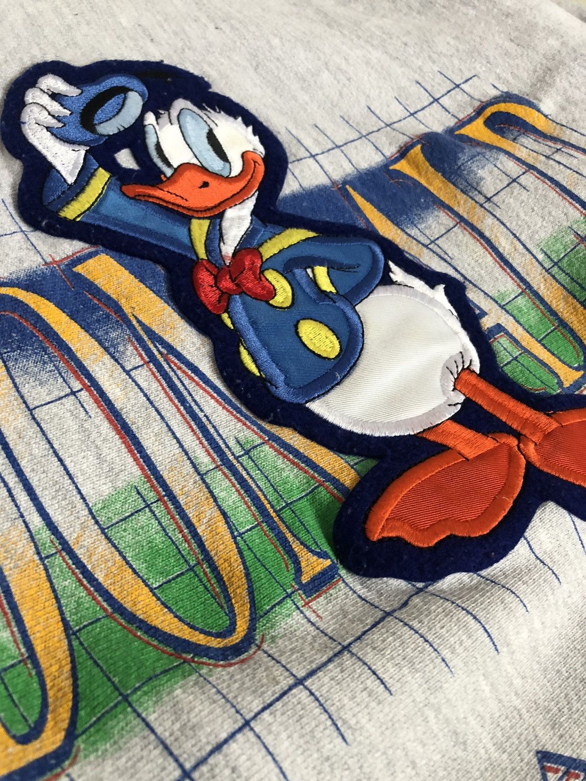 Disney × Vintage Vintage Disney Donald Duck Crewneck Sweatshirt Size US L / EU 52-54 / 3 - 3 Thumbnail