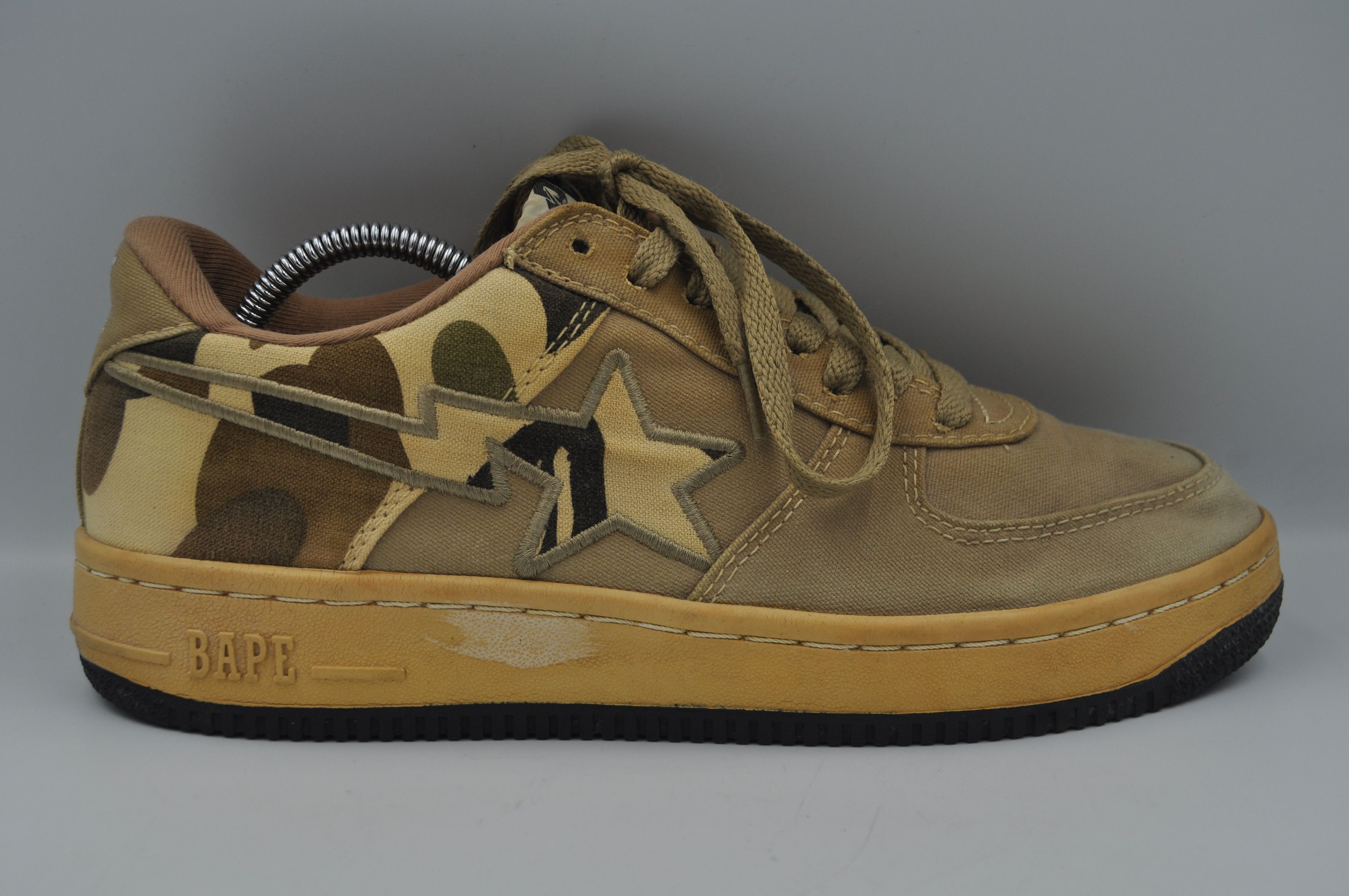 Bape Bape - F/W 11 - 1st Camo Canvas Bapesta Size US 8 / EU 41 - 2 Thumbnail