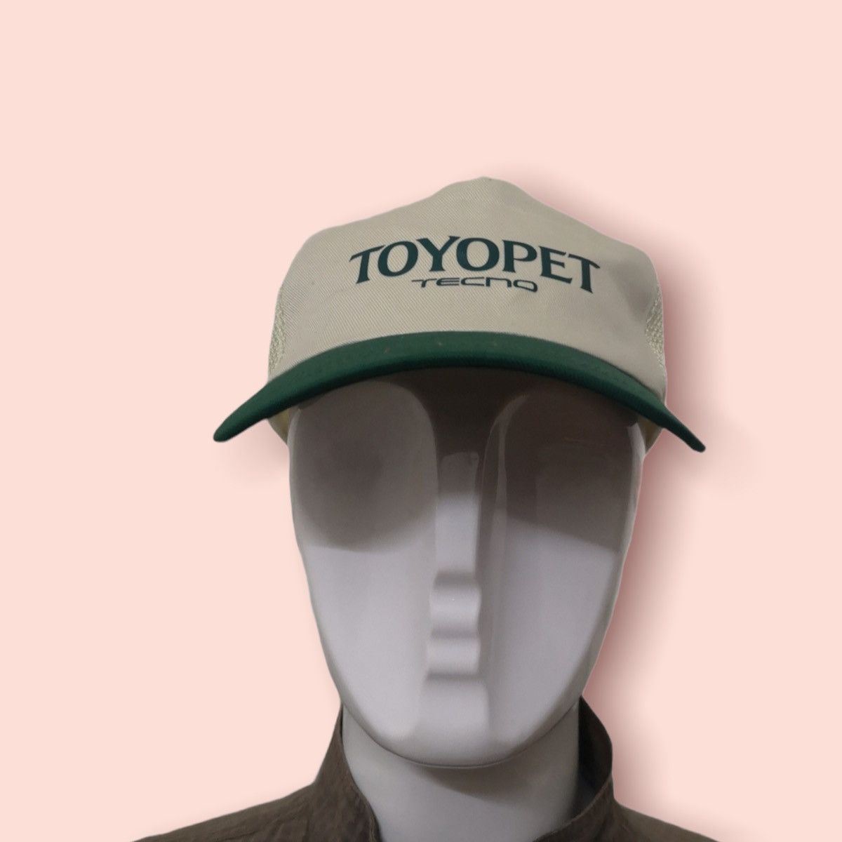 VINTAGE TOYOPET TECHNO HALF TRUCKER STRAPBACK