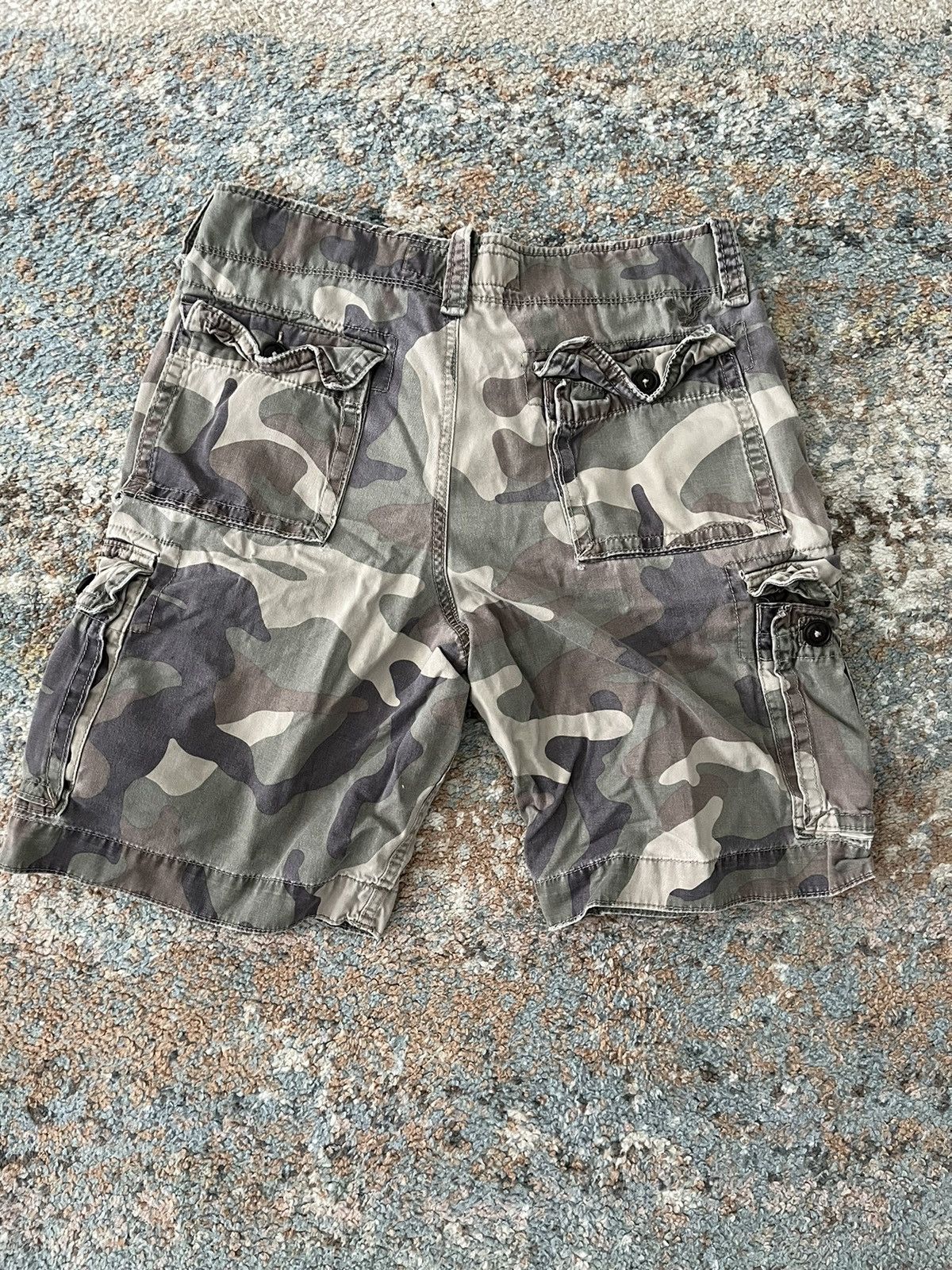 American Eagle Outfitters VTG American Eagle y2k Cargo Shorts Zip Pockets 36 Size US 34 / EU 50 - 9 Thumbnail