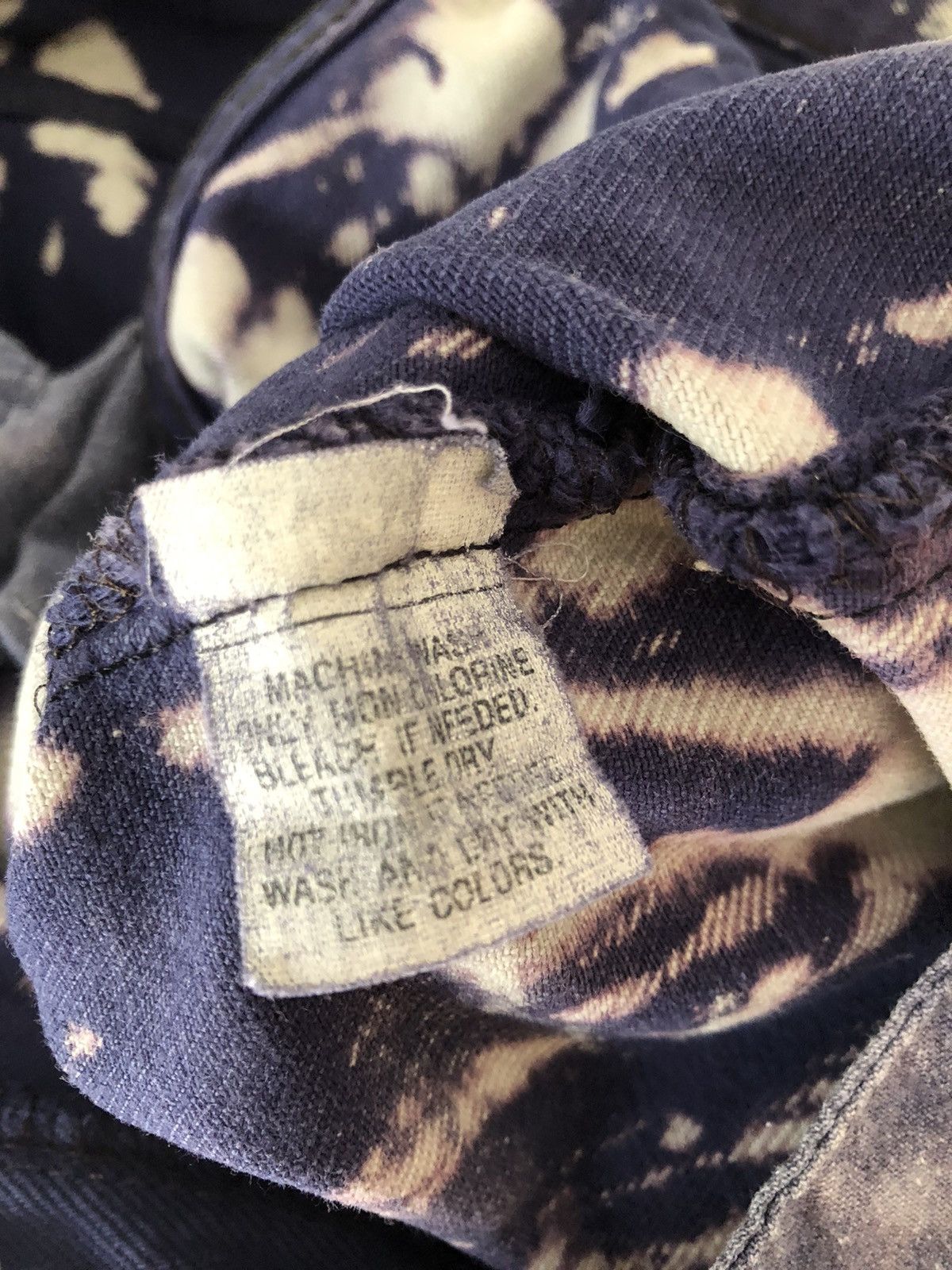 Levi's Vintage 80s Levi's 501 Jeans Faded Bleached Denim Jeans Size US 31 - 20 Thumbnail