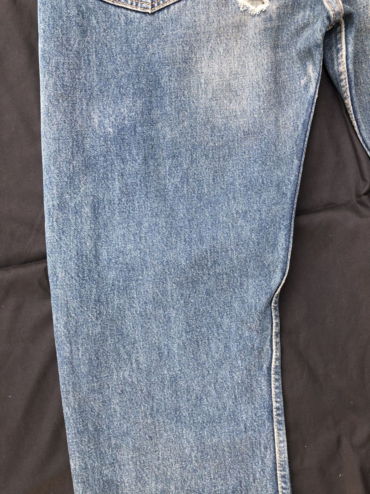 Levi's Vintage 1996 Levi’s 501 Jeans Rips Denim Jeans Made in Usa Size US 34 / EU 50 - 14 Thumbnail