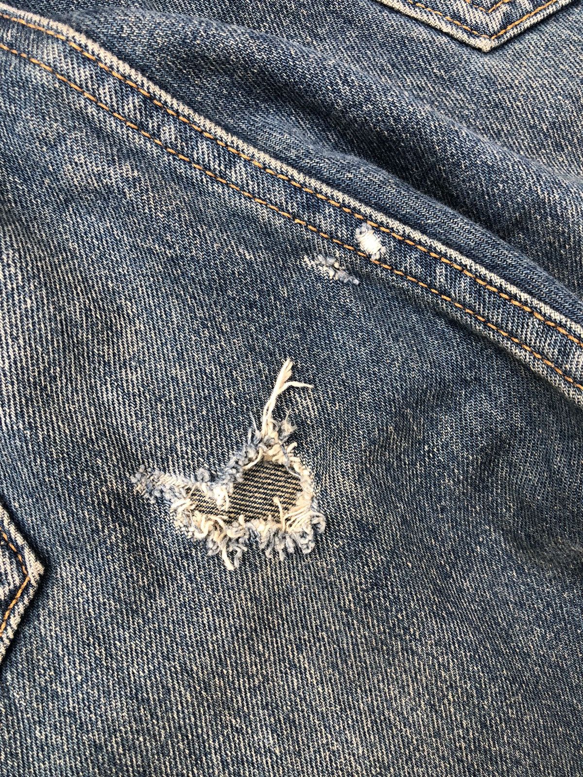 Levi's Vintage 1996 Levi’s 501 Jeans Rips Denim Jeans Made in Usa Size US 34 / EU 50 - 13 Thumbnail