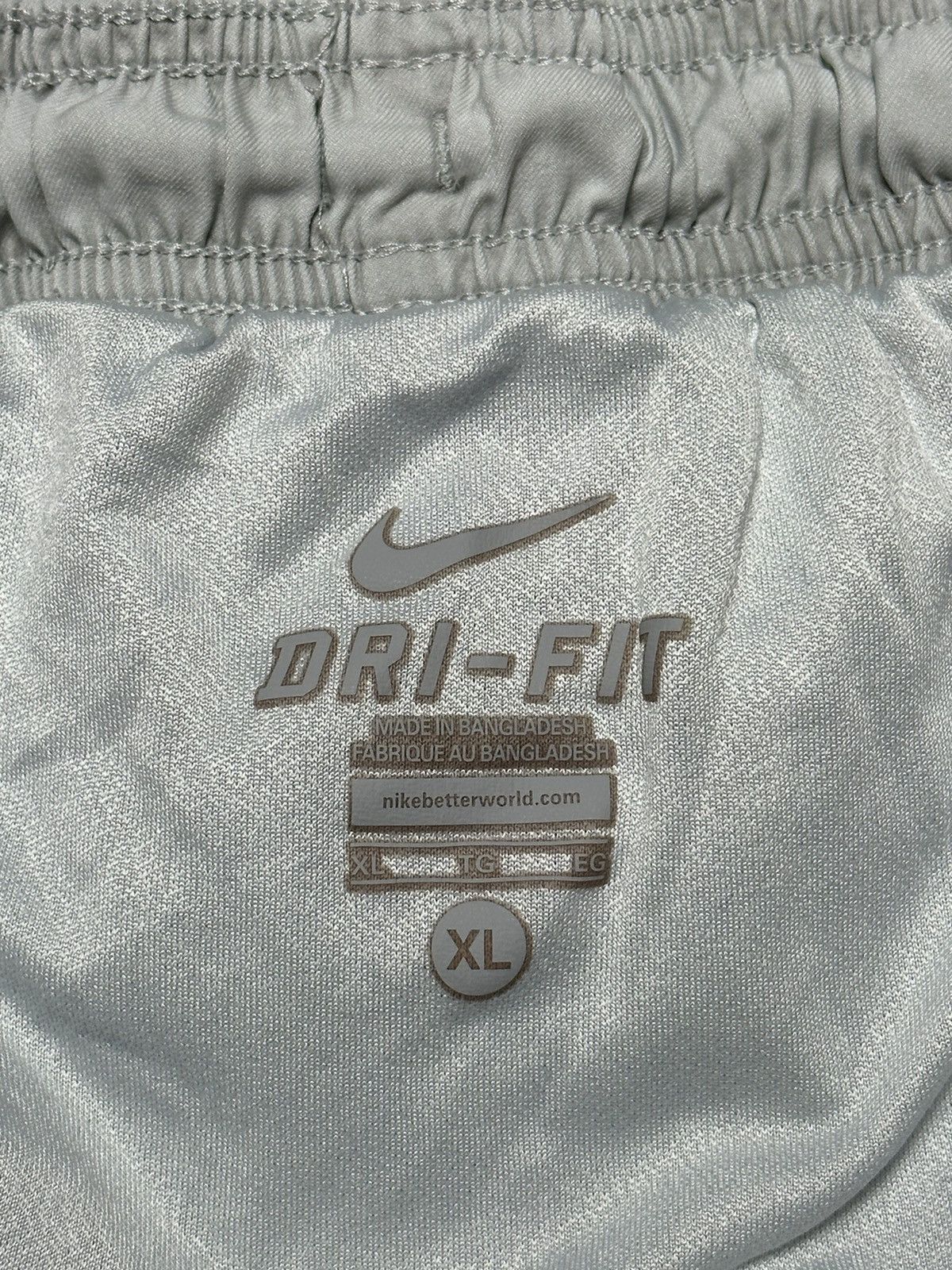 Nike 2014 Nike FC PSG Paris Saint Germain Shorts Size US 36 / EU 52 - 11 Thumbnail