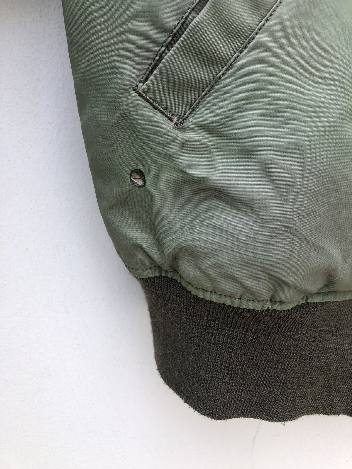 Buzz Rickson's B-15C Modified Bomber Flight Jacket Size US M / EU 48-50 / 2 - 4 Thumbnail