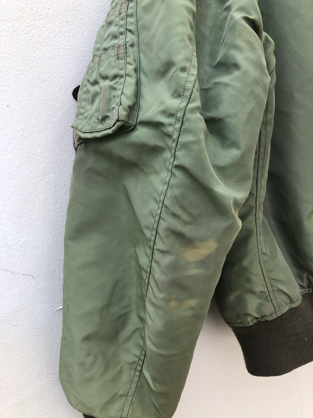 Buzz Rickson's B-15C Modified Bomber Flight Jacket Size US M / EU 48-50 / 2 - 18 Thumbnail