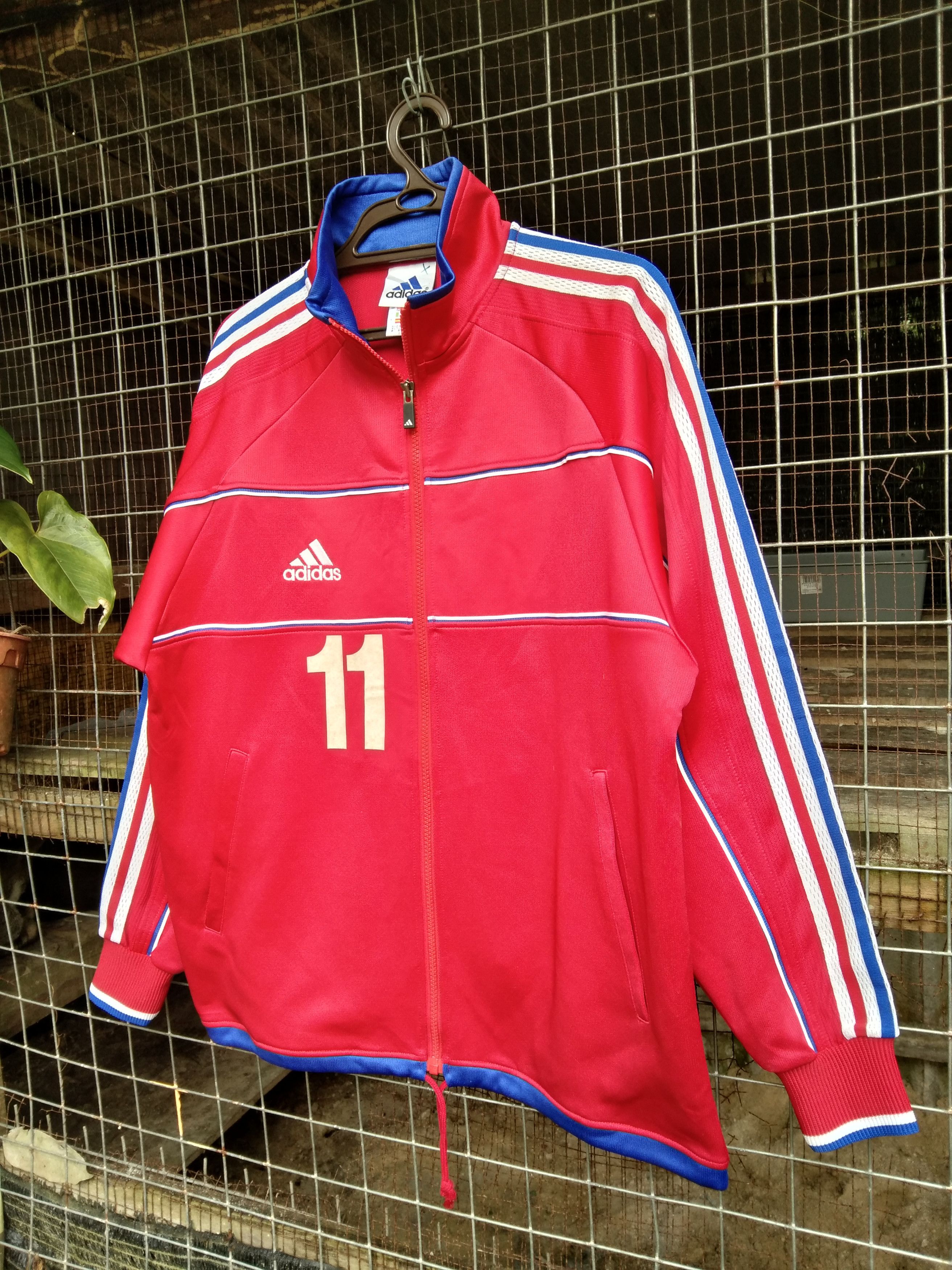 Adidas × Vintage VINTAGE ADIDAS MEN'S JACKET Size US M / EU 48-50 / 2 - 3 Thumbnail