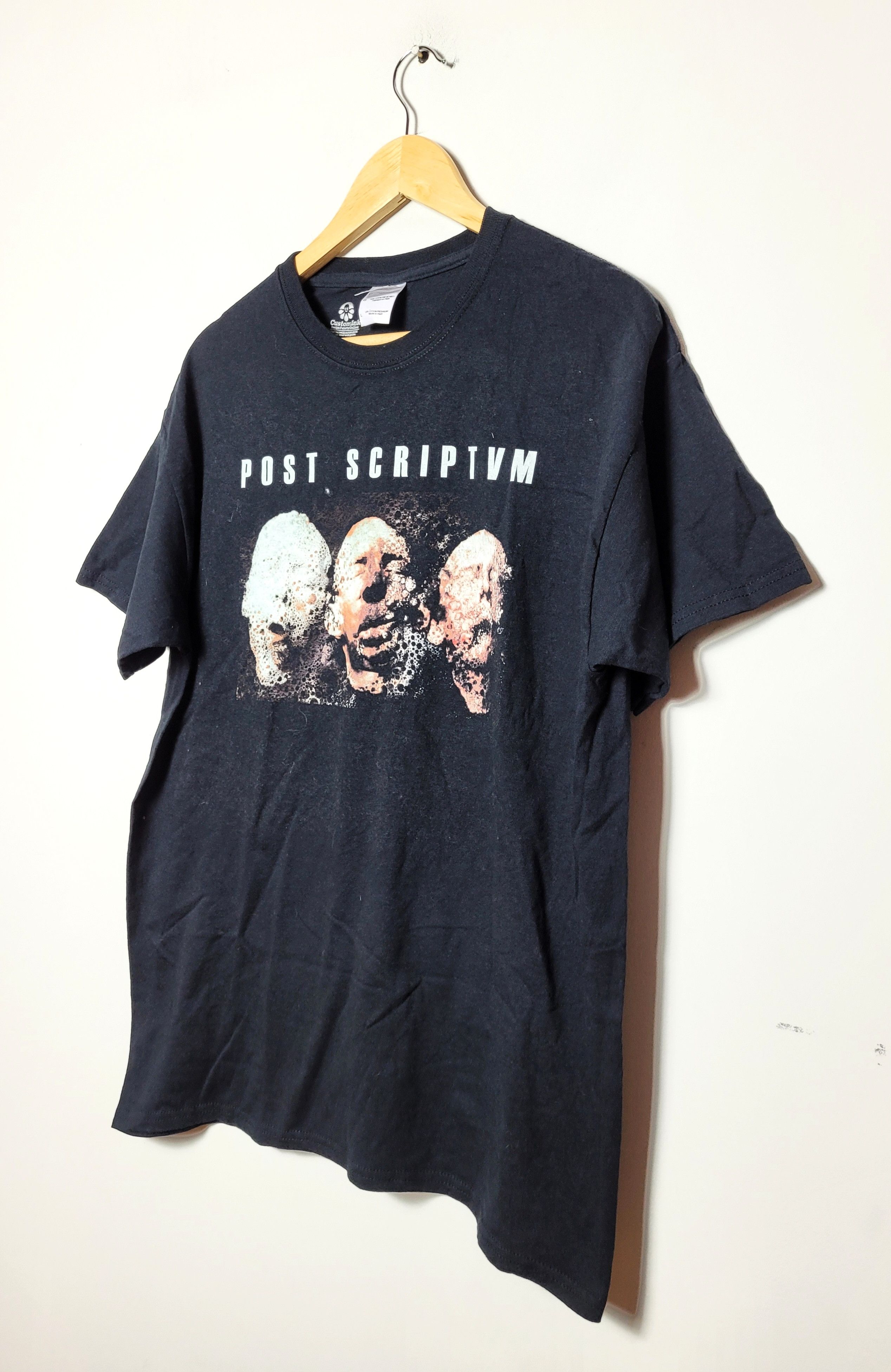 Band Tees POSTSTRIPTVM Art Vintage T-shirt Size US L / EU 52-54 / 3 - 4 Thumbnail