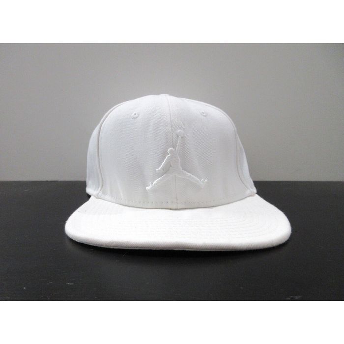 Jordan Brand Jordan Hat Cap Snap Back White Jumpman Basketball Logo