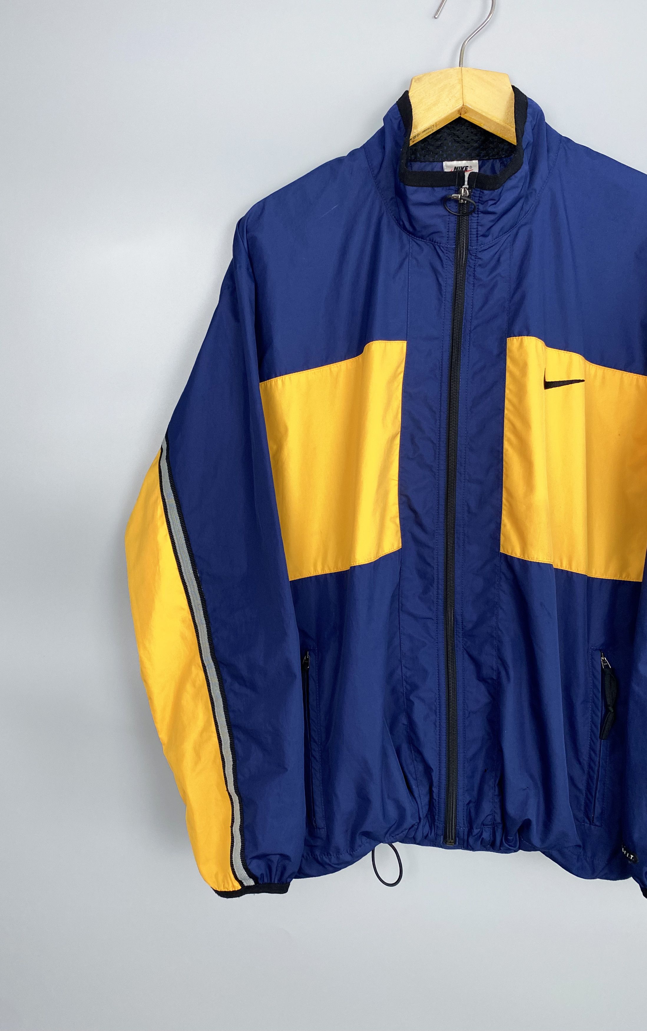 Nike × Vintage Vintage NIKE Small Swoosh Logo Clima FIT Light Jacket Size US M / EU 48-50 / 2 - 2 Thumbnail