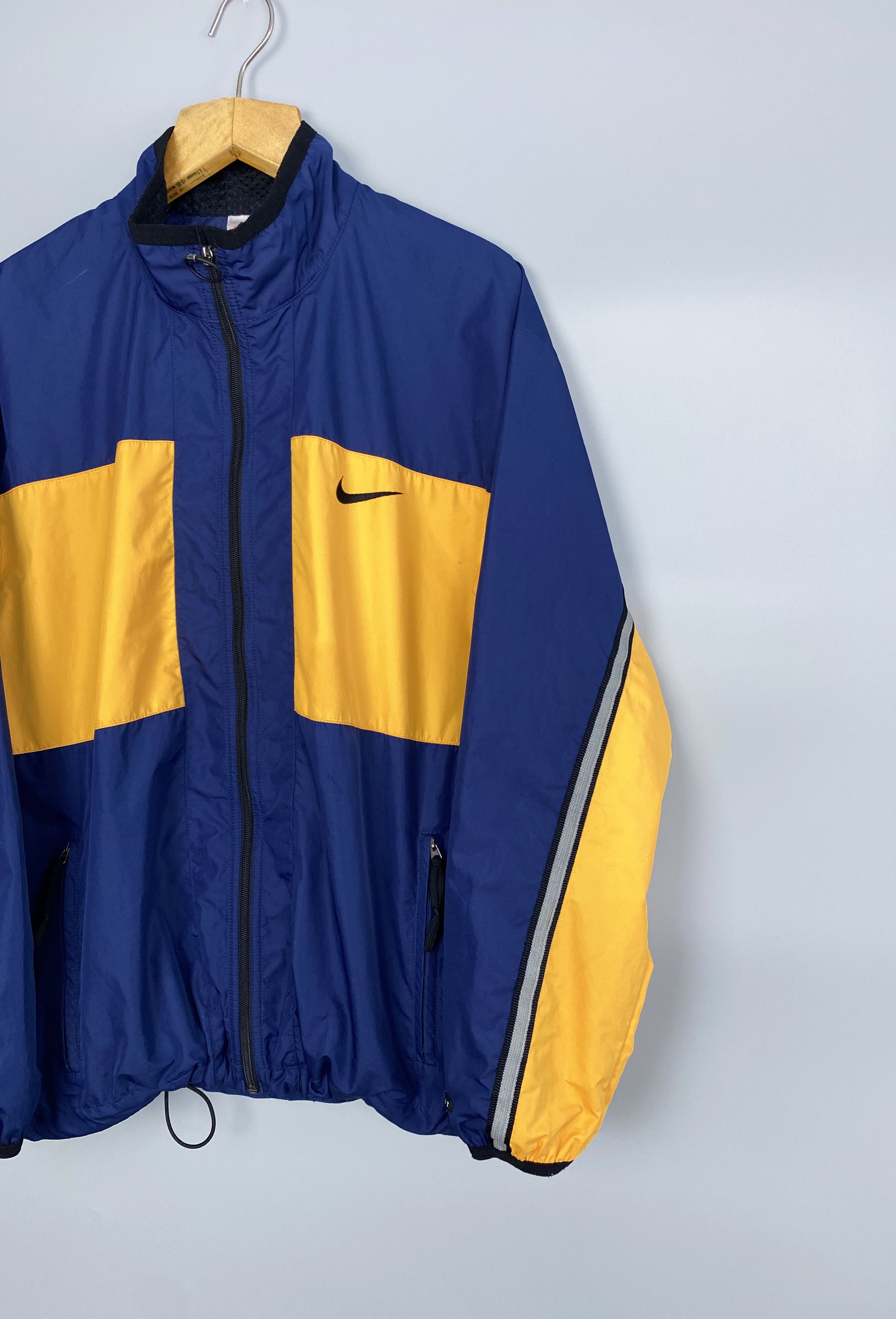 Nike × Vintage Vintage NIKE Small Swoosh Logo Clima FIT Light Jacket Size US M / EU 48-50 / 2 - 3 Thumbnail