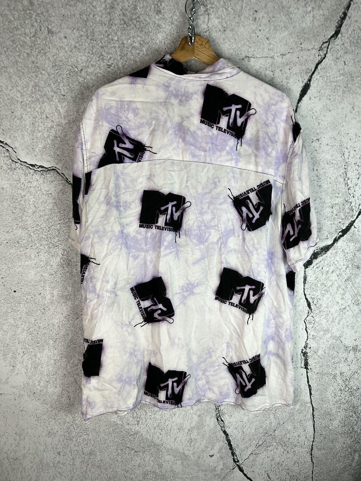 Mtv MTV x H&M multi logo button up shirt Size US L / EU 52-54 / 3 - 2 Thumbnail