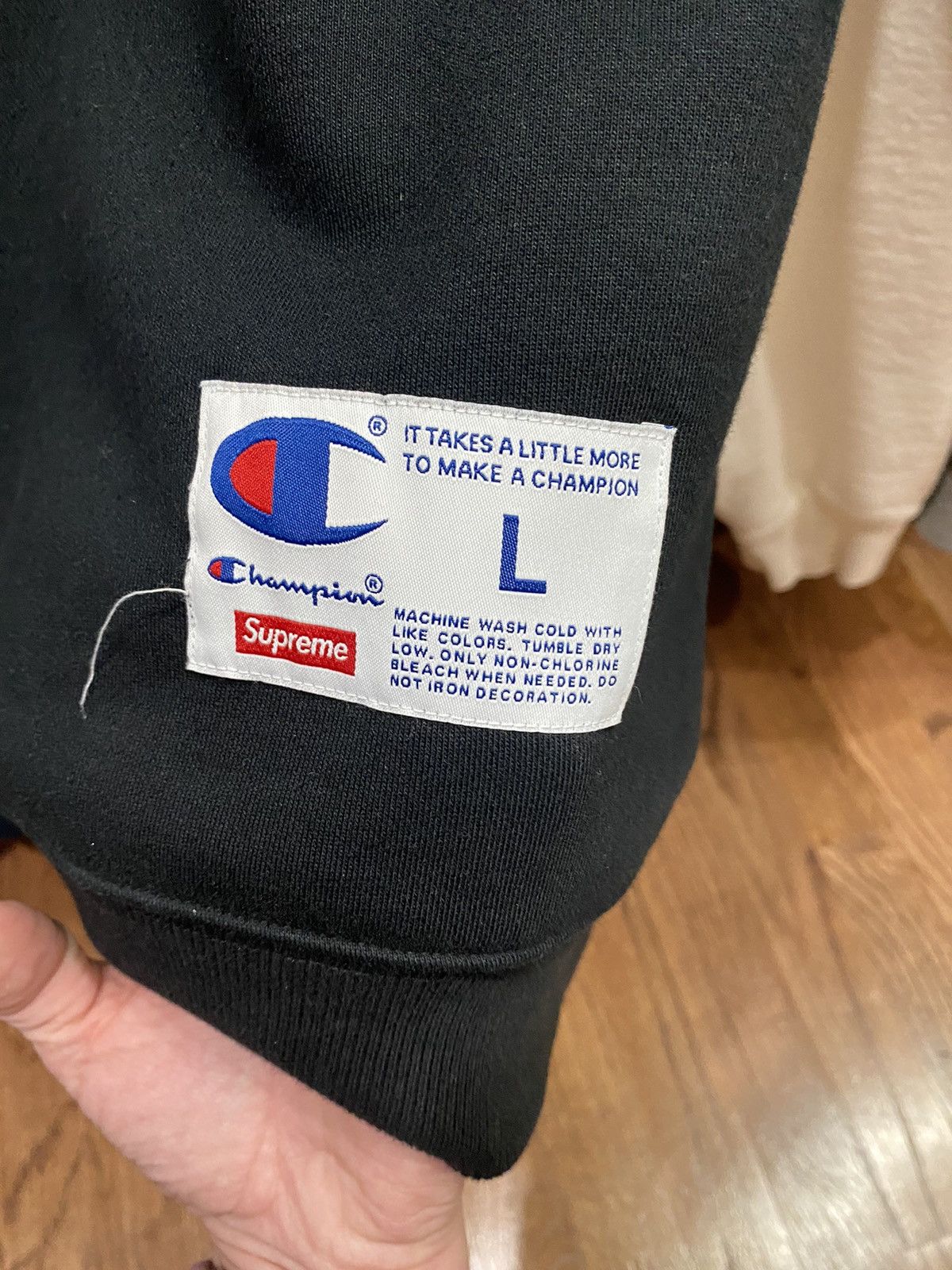 Champion × Supreme Supreme x Champion stay in school crewneck Size US L / EU 52-54 / 3 - 2 Thumbnail