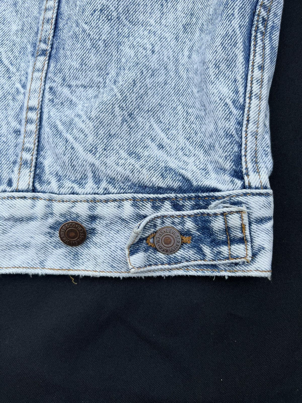 Levi's 80s 90s Levi’s Usa Acid Washed Trucker Denim Jacket Size US XL / EU 56 / 4 - 12 Thumbnail