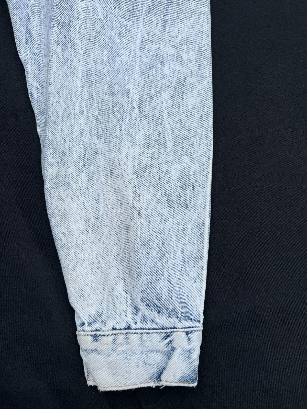 Levi's 80s 90s Levi’s Usa Acid Washed Trucker Denim Jacket Size US XL / EU 56 / 4 - 4 Thumbnail