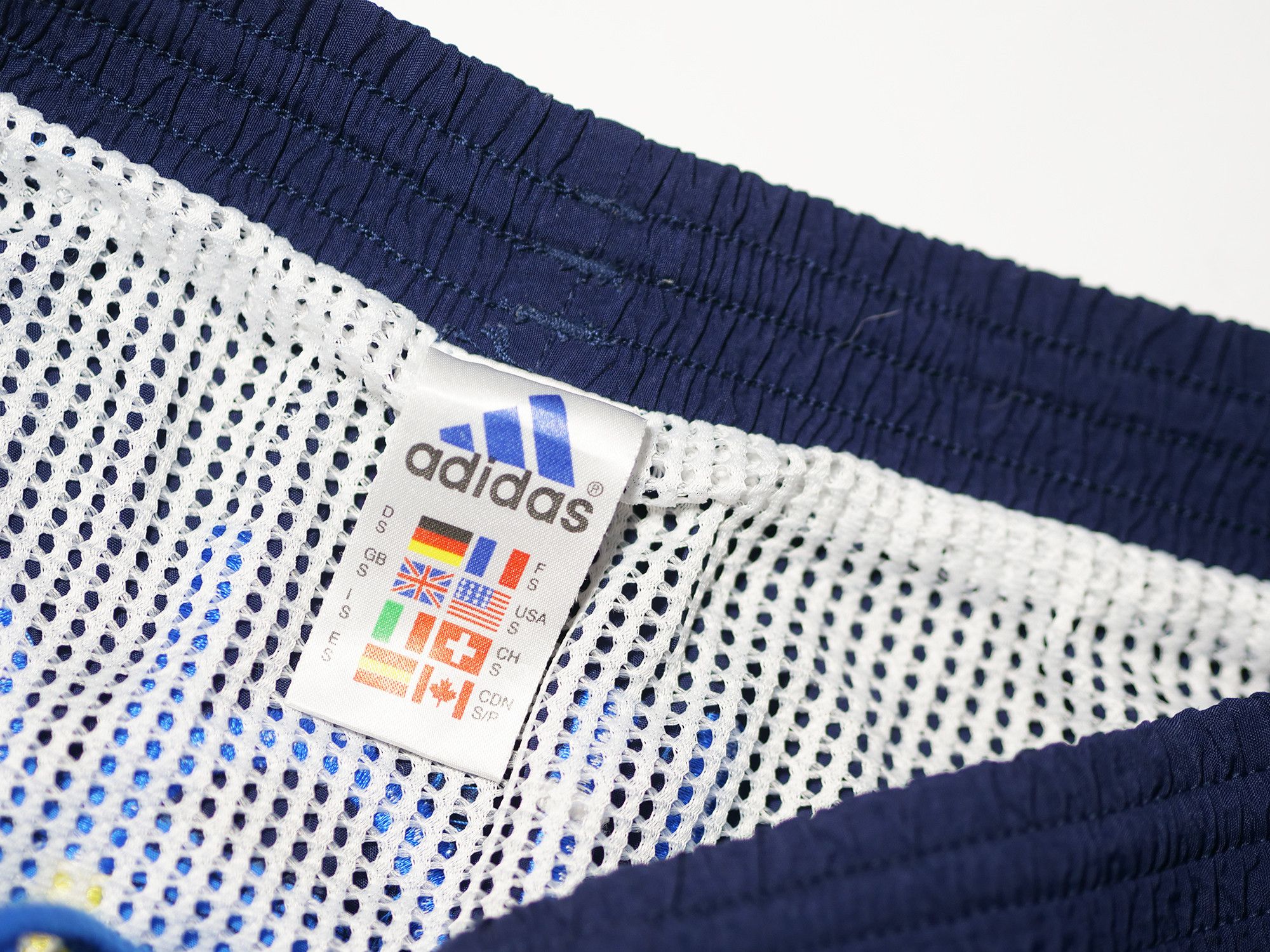 Adidas Adidas vintage 90s nylon shorts Size US 30 / EU 46 - 4 Thumbnail