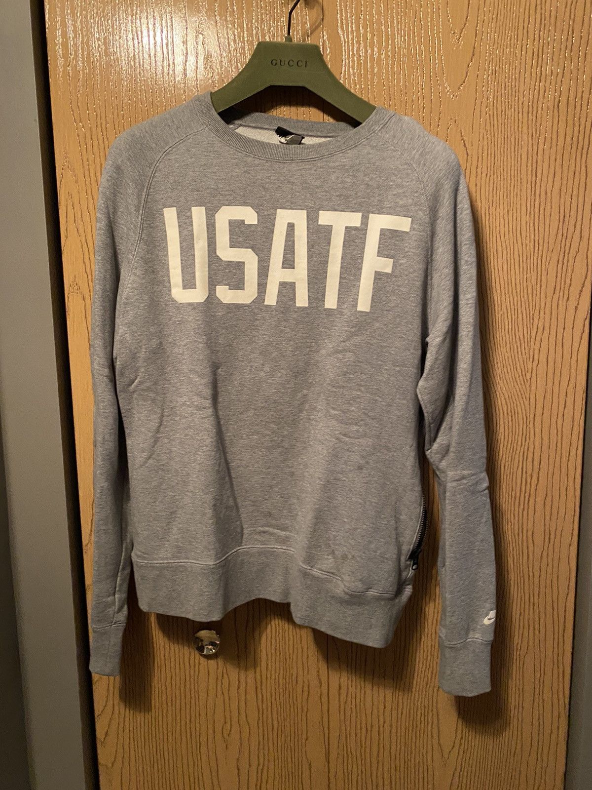 Nike Nike USA Track & Field Crewneck Sz M Size US M / EU 48-50 / 2 - 1 Thumbnail
