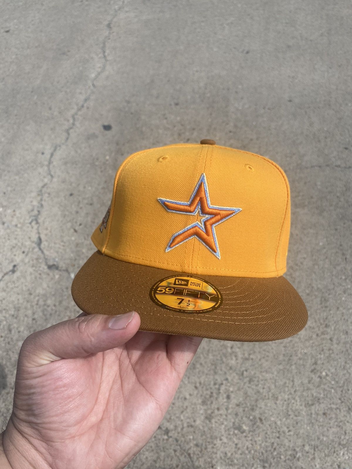 Houston Astros New on sale Era Fitted Sportsworld 7 1/2