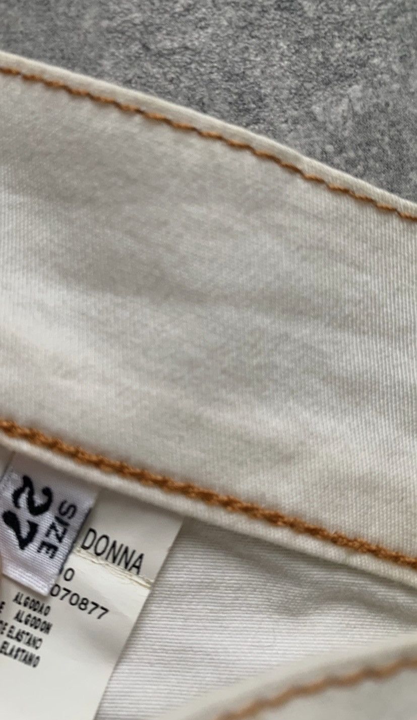 Moschino New 1990’s Moschino jeans nwt white slim bootcut rare denim Size 27" / US 4 / IT 40 - 11 Thumbnail