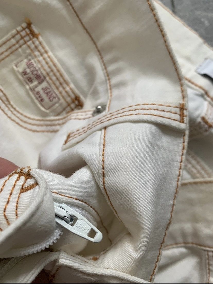 Moschino New 1990’s Moschino jeans nwt white slim bootcut rare denim Size 27" / US 4 / IT 40 - 14 Thumbnail