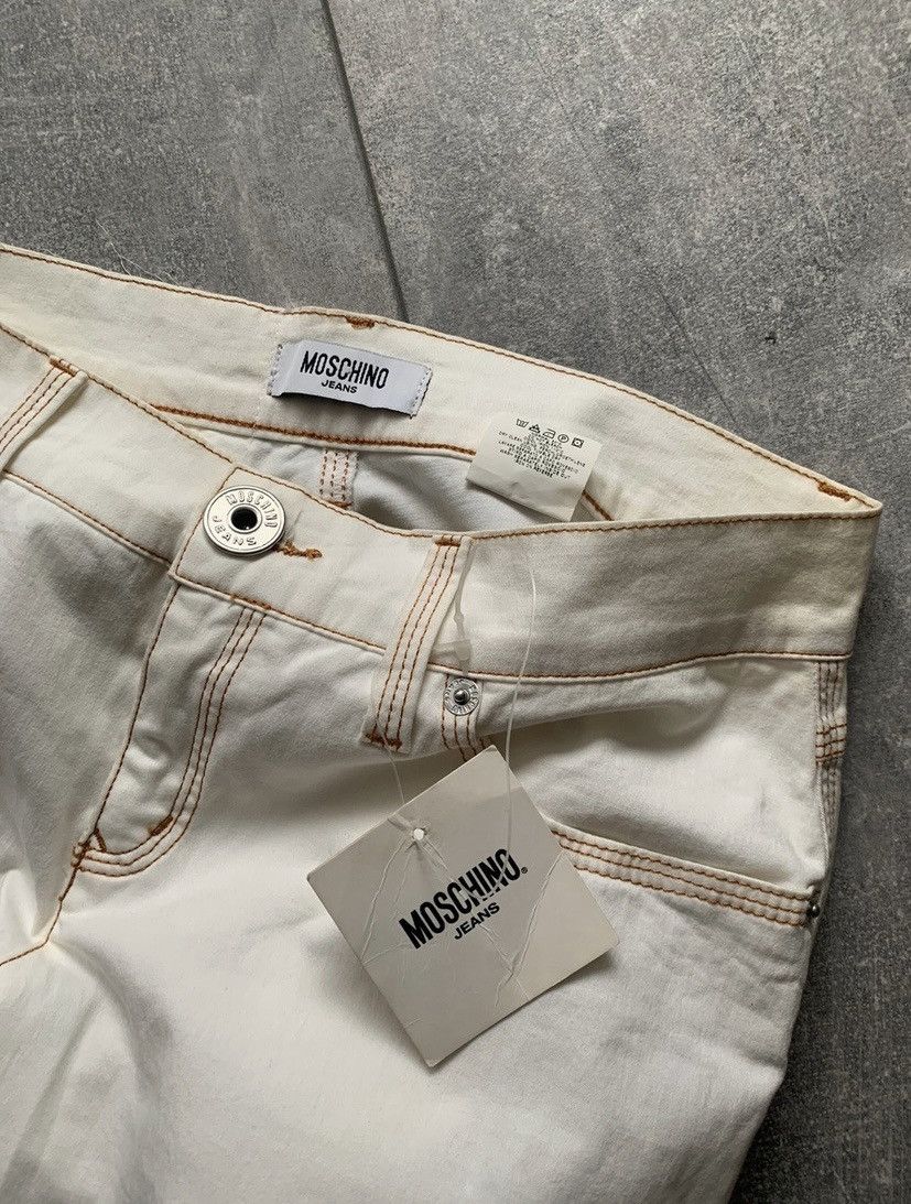 Moschino New 1990’s Moschino jeans nwt white slim bootcut rare denim Size 27" / US 4 / IT 40 - 12 Thumbnail