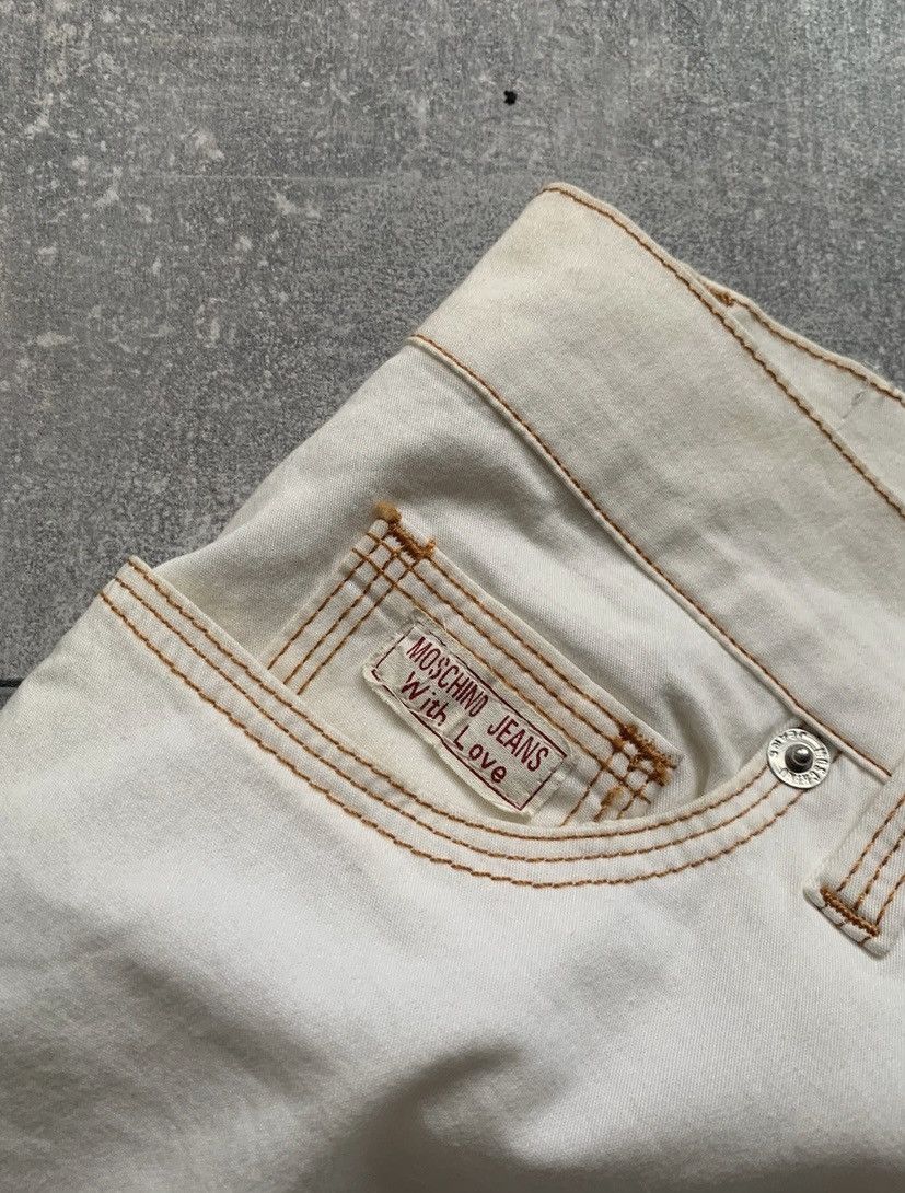 Moschino New 1990’s Moschino jeans nwt white slim bootcut rare denim Size 27" / US 4 / IT 40 - 13 Thumbnail