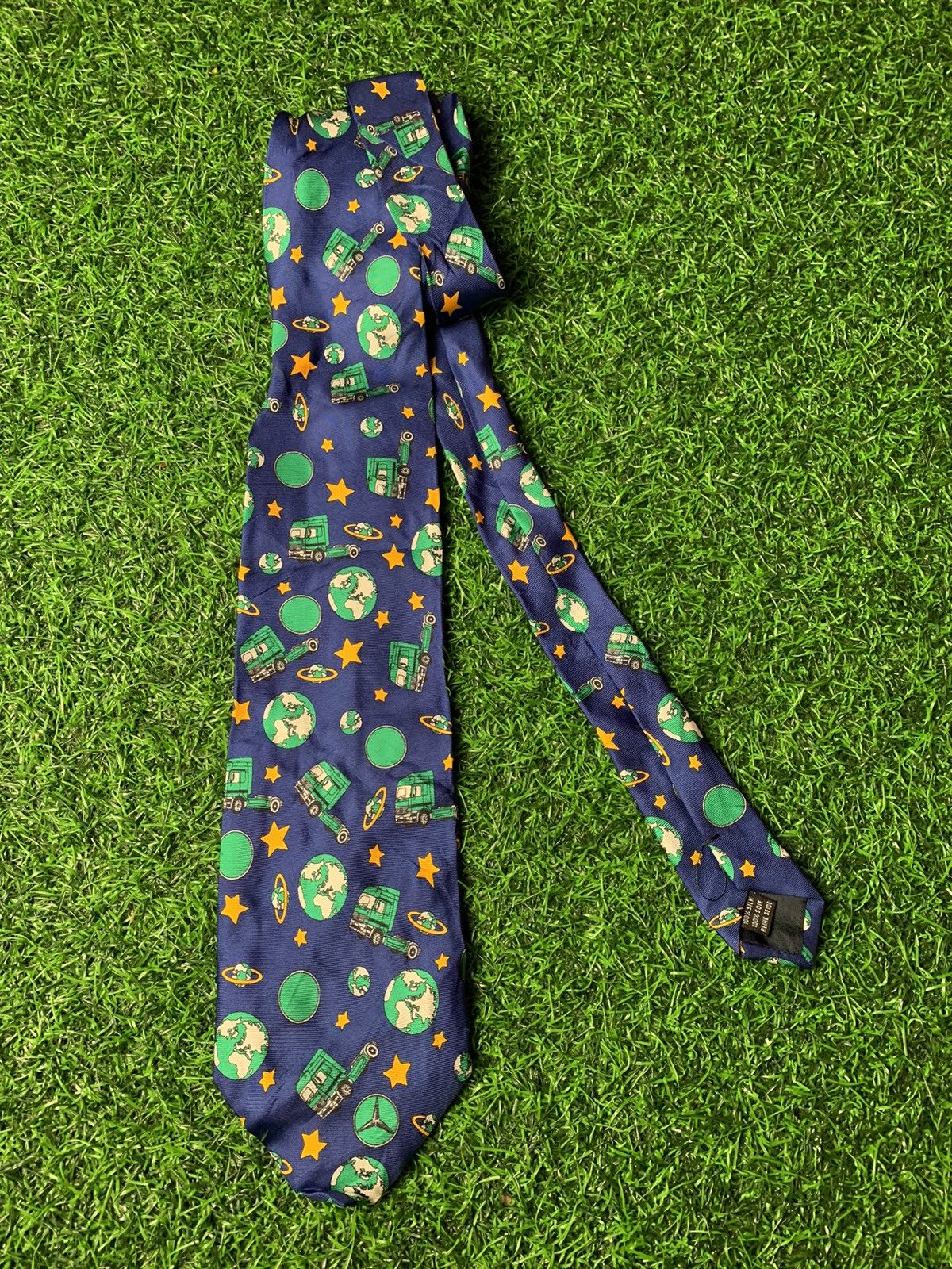 Mercedes-Benz Mercedes-Benz Actros & Rare Men’s Neck Tie Size ONE SIZE - 1 Thumbnail