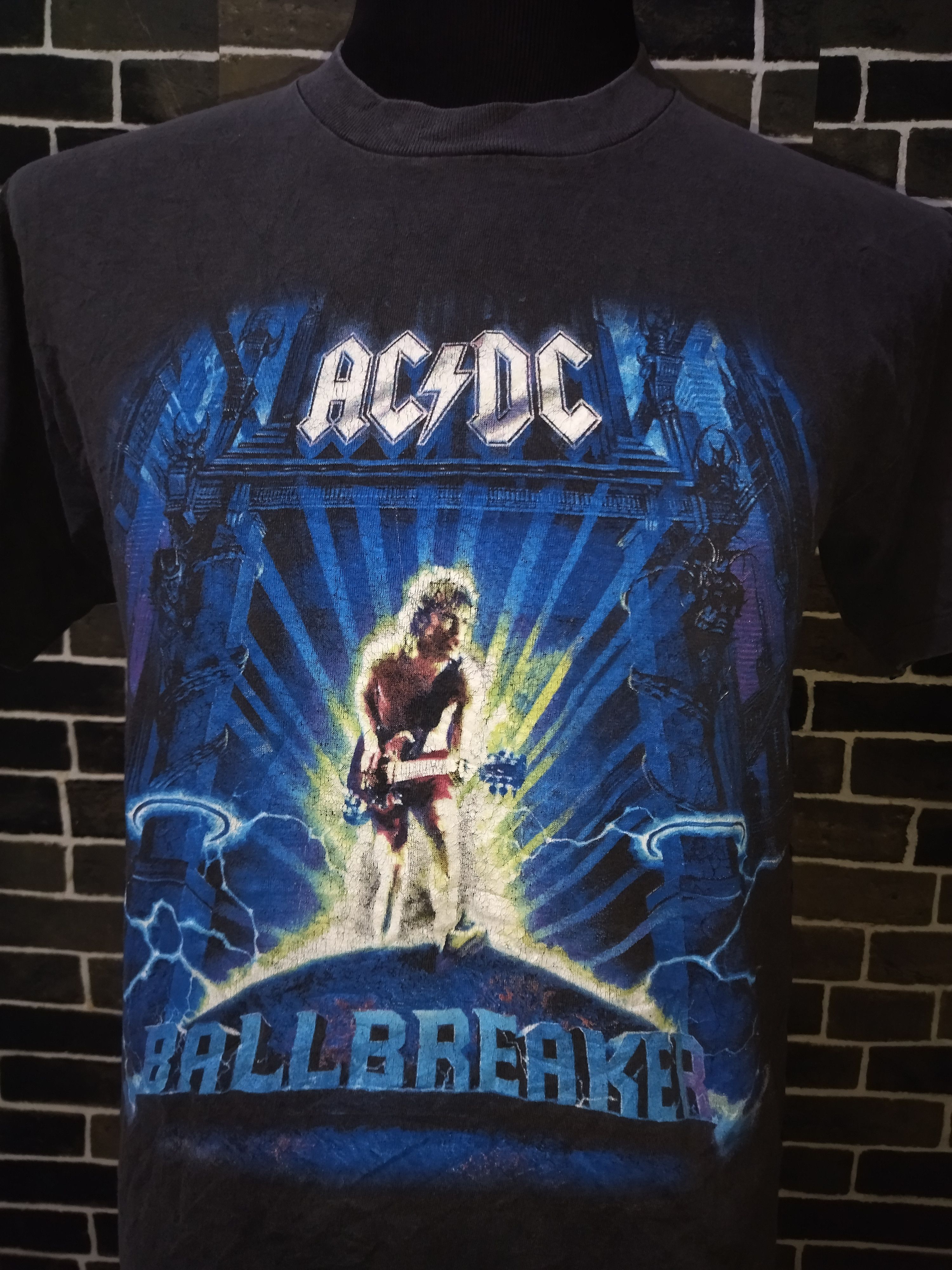 AC/DC × Band Tees × Vintage Vintage 90s ACDC Ball Breaker 96 World Tour Tshirt Size US L / EU 52-54 / 3 - 5 Thumbnail