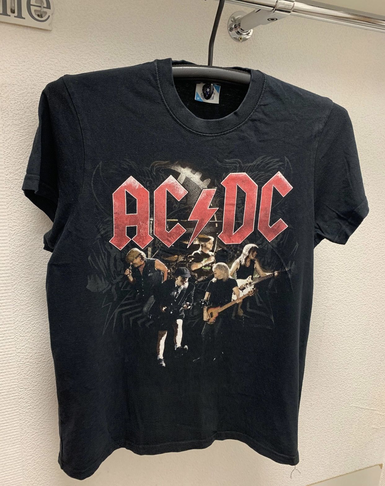 Band Tees AC/DC ACDC big logo starworld t-shirt M sz black 2009 Size US M / EU 48-50 / 2 - 1 Thumbnail