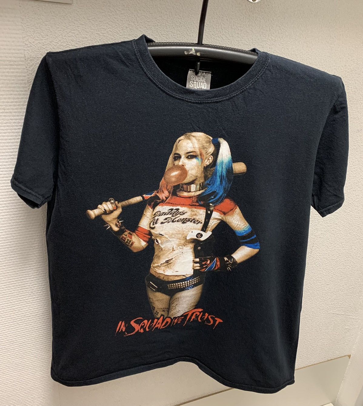 Other Suicide squad in god we trust big logo L movie vintage shirt Size US L / EU 52-54 / 3 - 1 Thumbnail