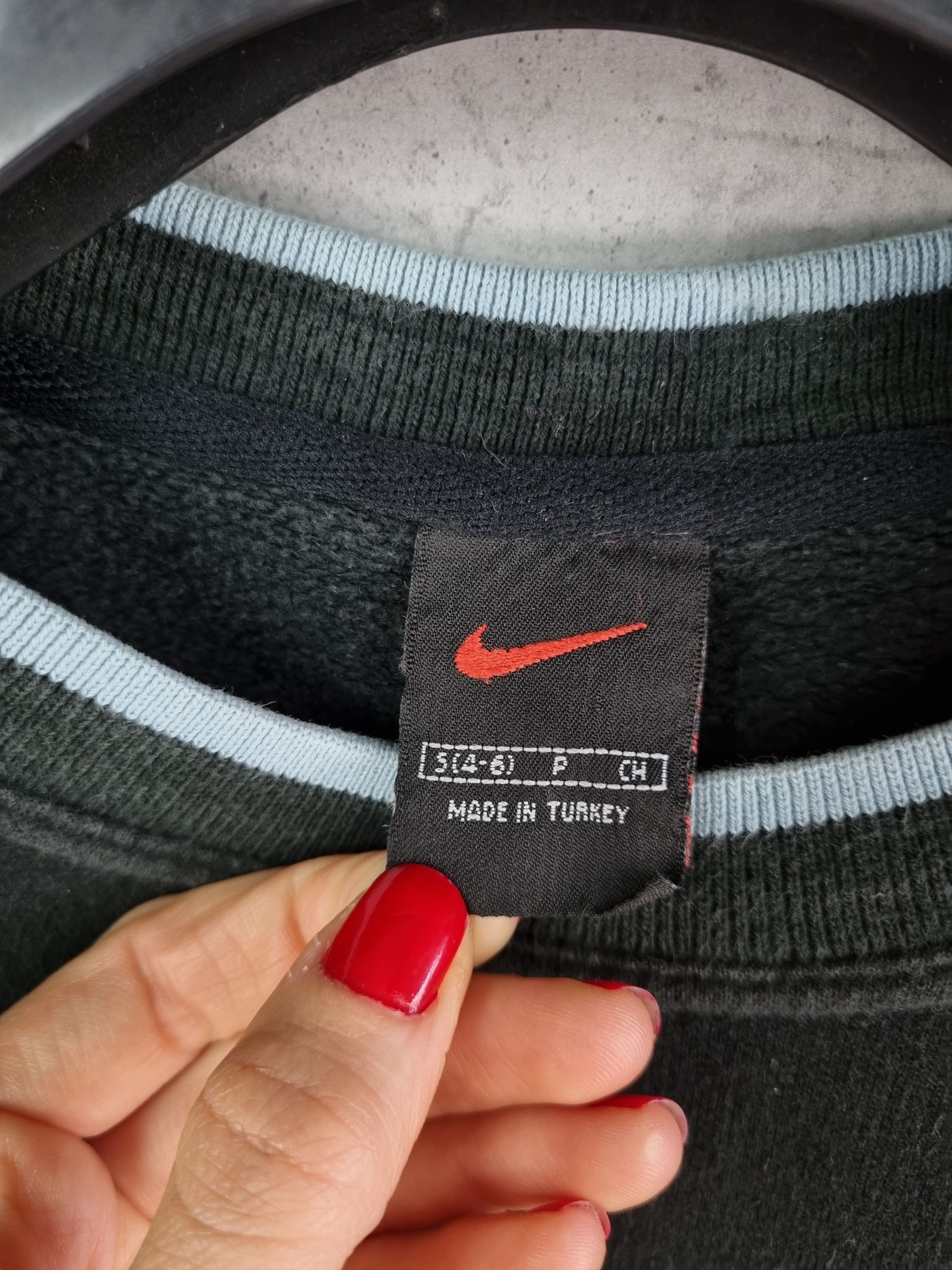 Nike × Vintage NIKE Rare Size 90s Spell Out Logo Distressed Sweatshirt Size S / US 4 / IT 40 - 6 Thumbnail