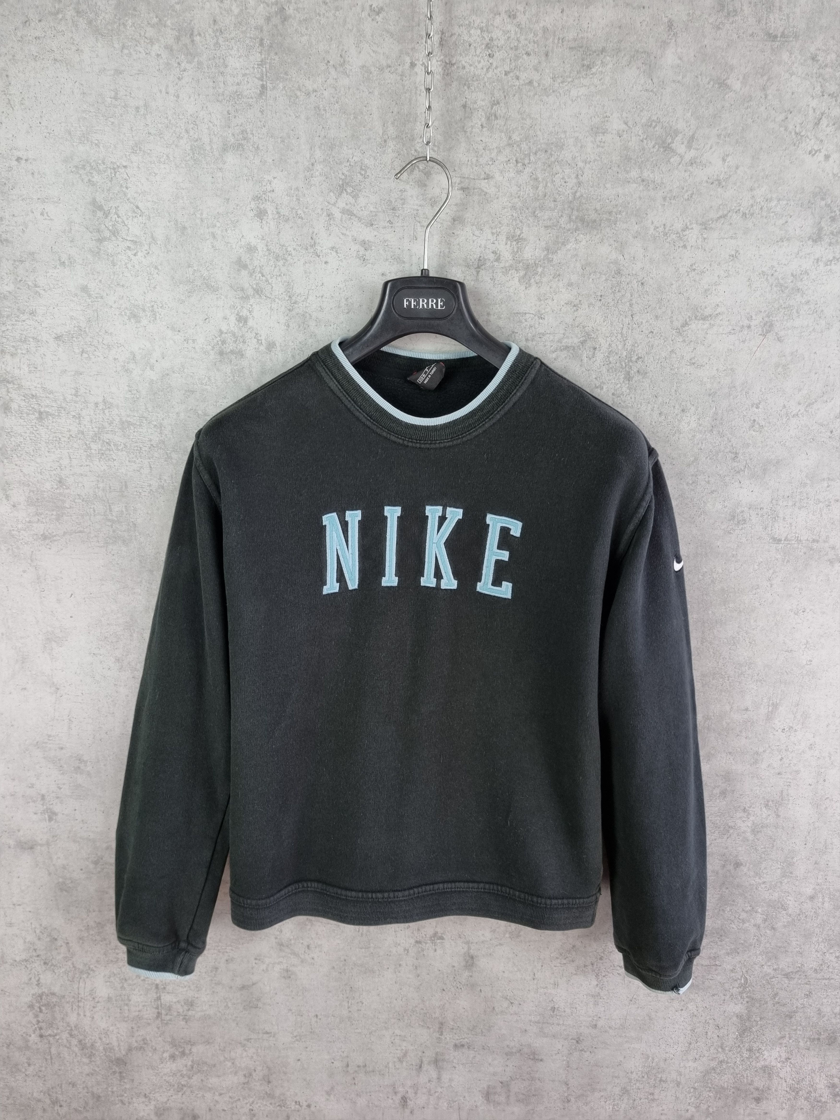 Nike × Vintage NIKE Rare Size 90s Spell Out Logo Distressed Sweatshirt Size S / US 4 / IT 40 - 2 Thumbnail