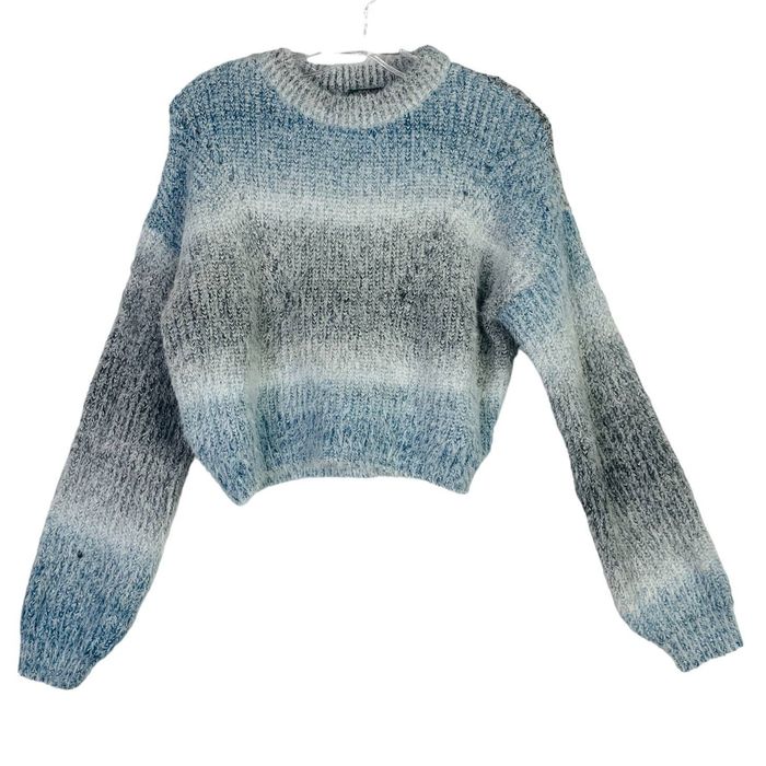 Other NWT Wild Fable sweater cropped fuzzy ombre gray blue small