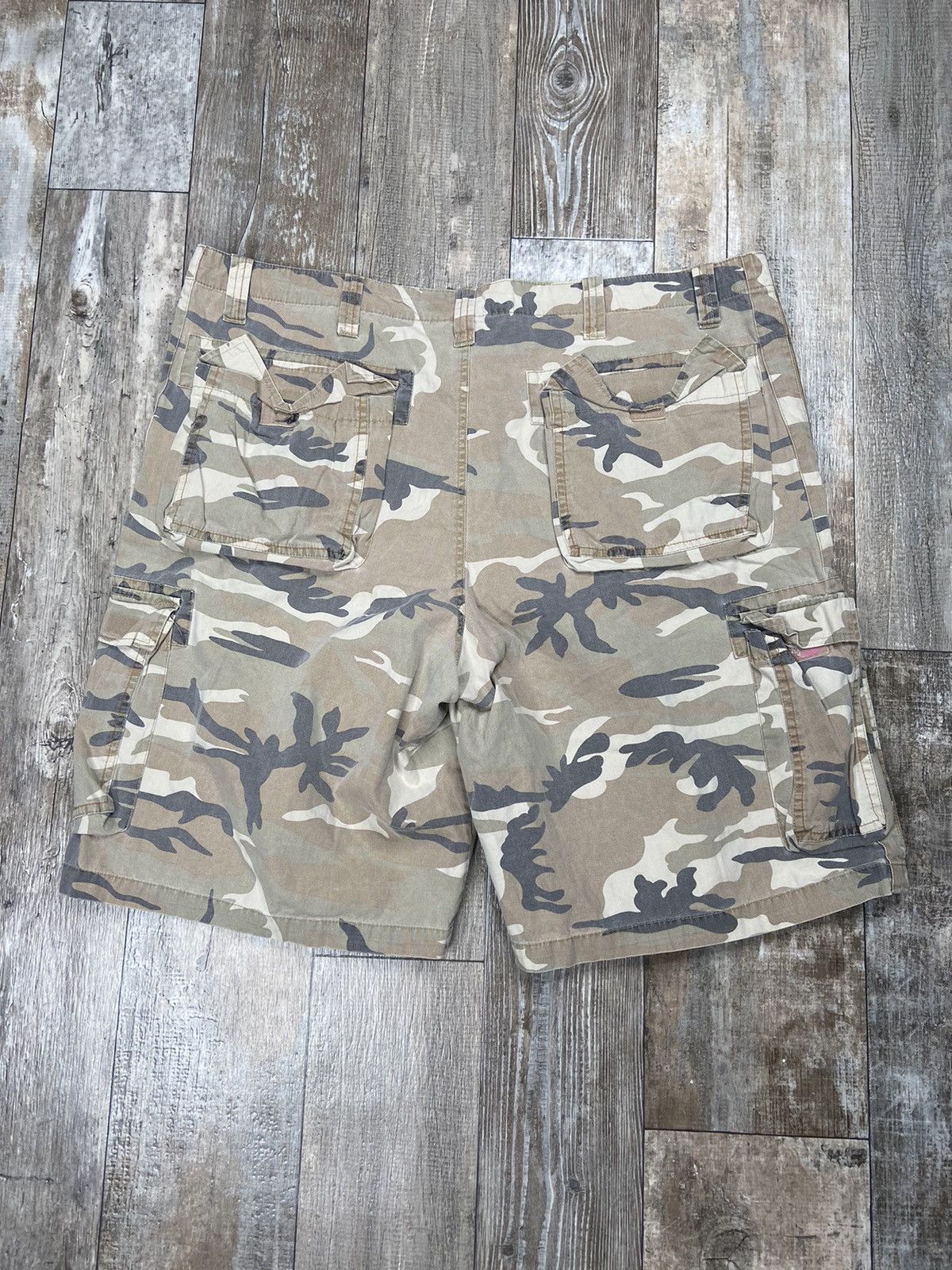 Lee Crazy Vintage 90s Baggy Faded Camouflage Cargo Work Shorts Size US 44 / EU 60 - 4 Thumbnail
