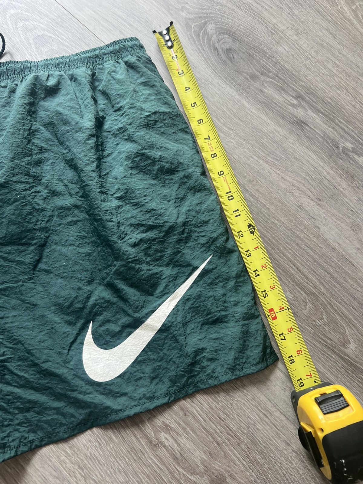 Nike × Vintage Vintage Nike nylon shorts 90s Size US 34 / EU 50 - 7 Thumbnail