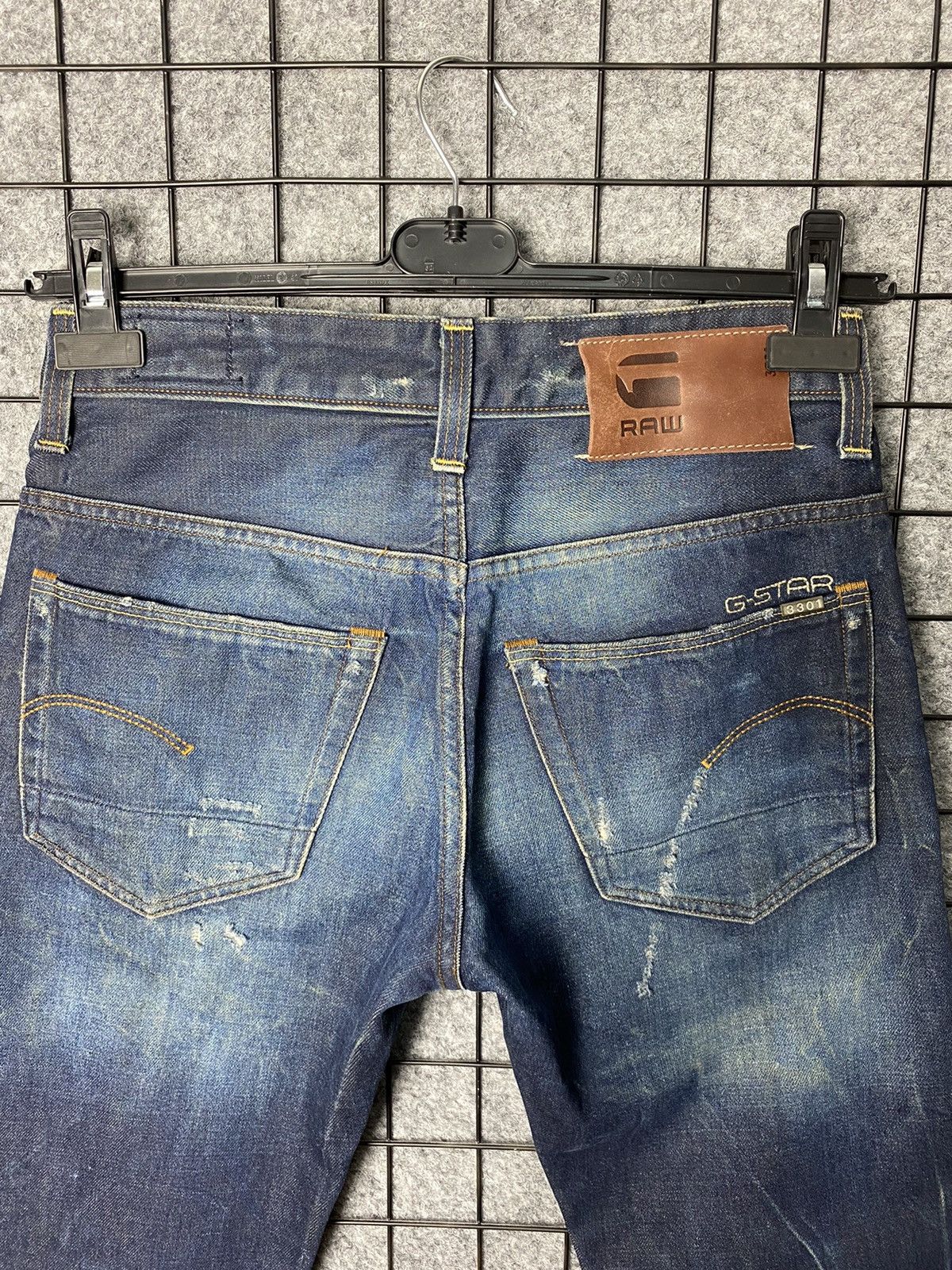 G-Star G Star Raw 3301 Streetwear Tapered Distressed Jeans Size 29 Size US 29 - 2 Thumbnail