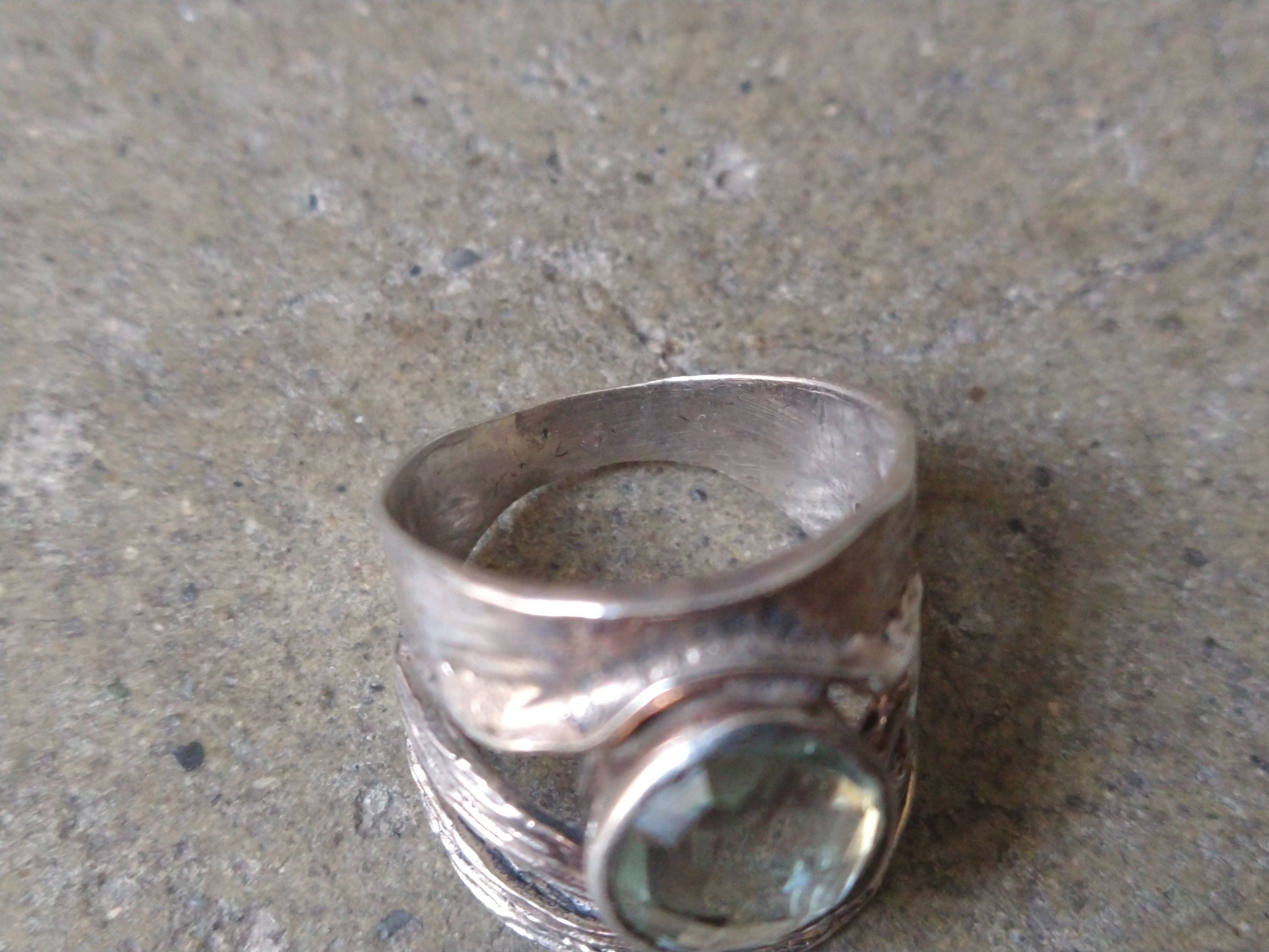 Jewelry Sterling Silver Ring Size 7.75 Green Amethyst Modern Size ONE SIZE - 9 Thumbnail