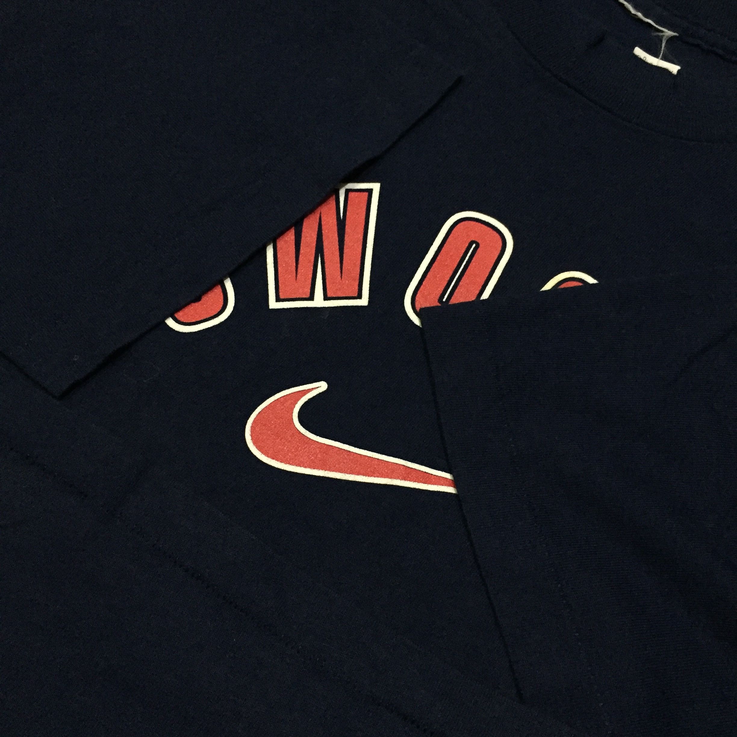 Nike × Vintage Vintage 90s Nike swoosh t shirt Size US M / EU 48-50 / 2 - 3 Thumbnail