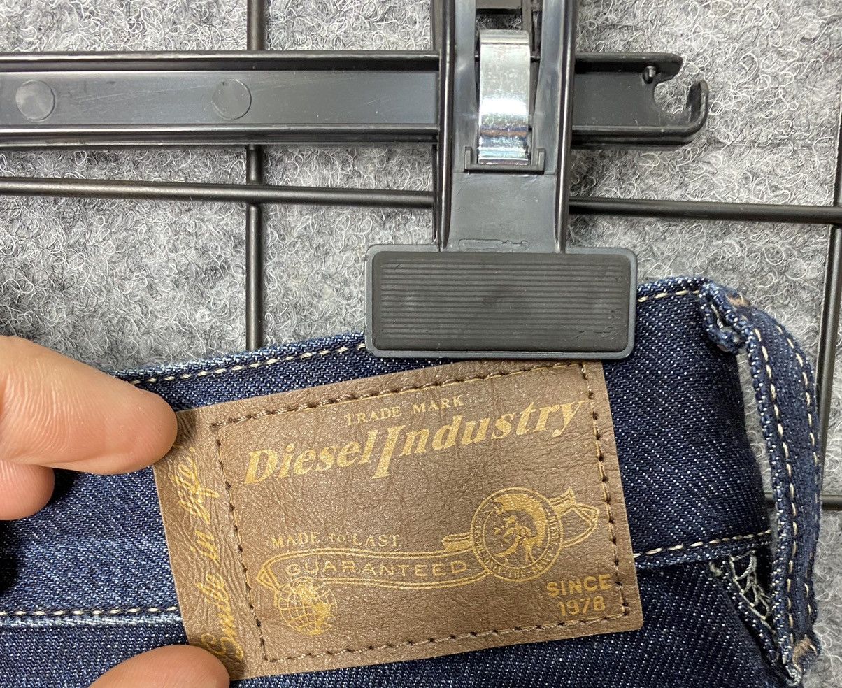 Designer × Diesel × Vintage Diesel Vintage Streetwear Denim Jeans Size 28 Size US 28 / EU 44 - 3 Thumbnail
