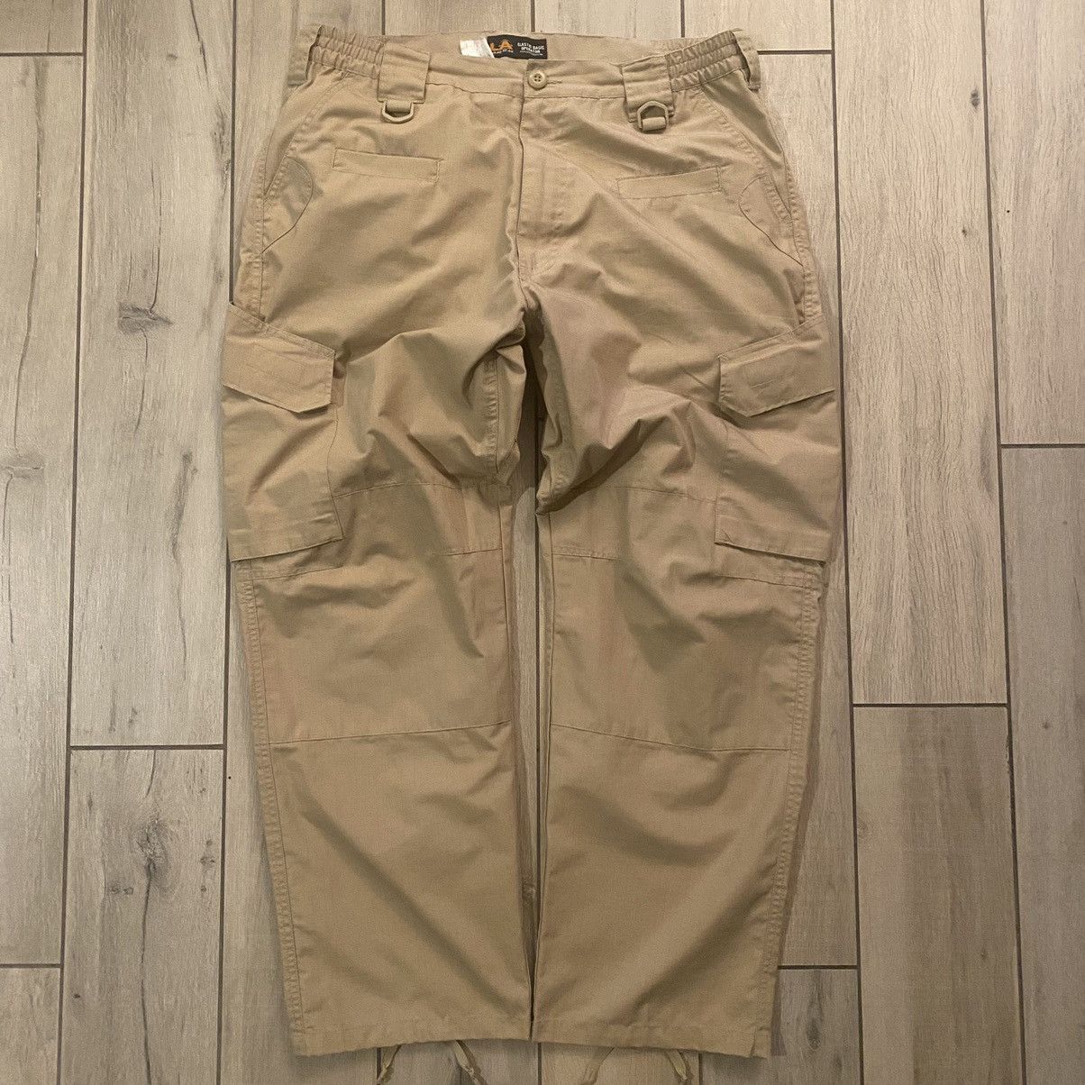 Carhartt Y2K Baggy Skater Earth Tone Tan Cargo Pants 36 | Grailed