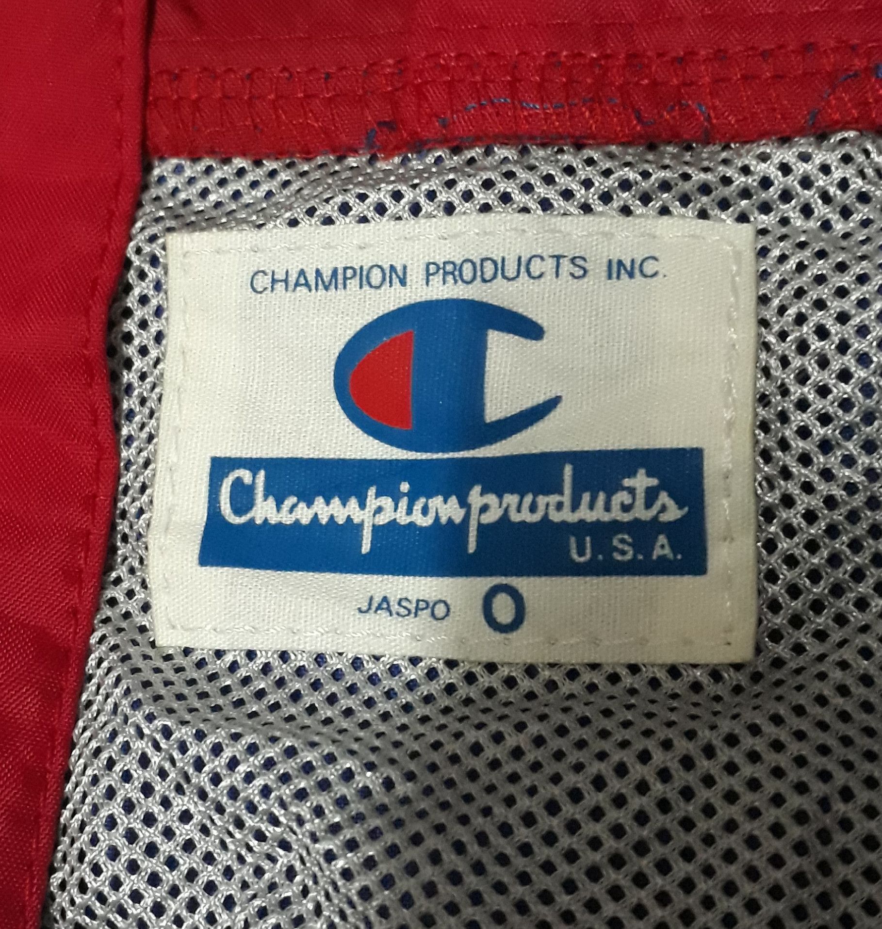 Champion Vintage Champion Products Nylon Long Jacket Hoodie Japan Size US L / EU 52-54 / 3 - 3 Thumbnail