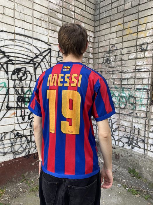 Vintage Blokecore Vintage Barcelona #19 Messi football Soccer Jersey